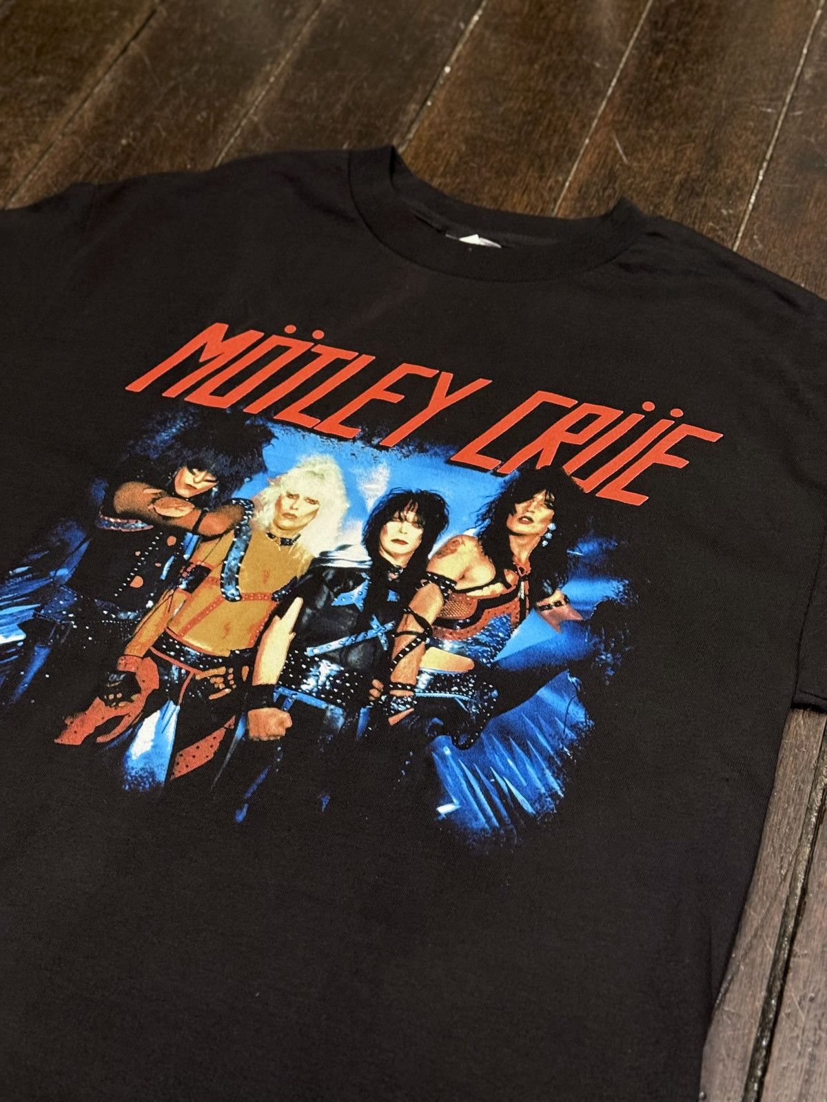Band Tees × Vintage Motley Crue Vintage Band T-Shirt Tennessee River2004 Rock L Size US M / EU 48-50 / 2 - 3 Thumbnail