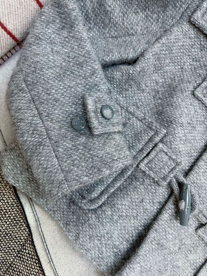 Chanel Chanel 21B Silver Gray Toggle Hooded Coat Size M / US 6-8 / IT 42-44 - 4 Thumbnail