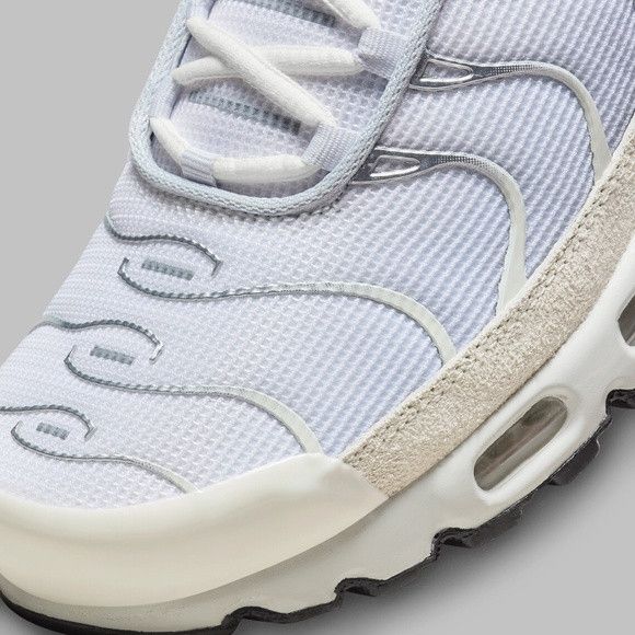Nike Nike Air Max Plus "Pure Platinum" in Sail / Silver Size US 12 / EU 45 - 4 Thumbnail