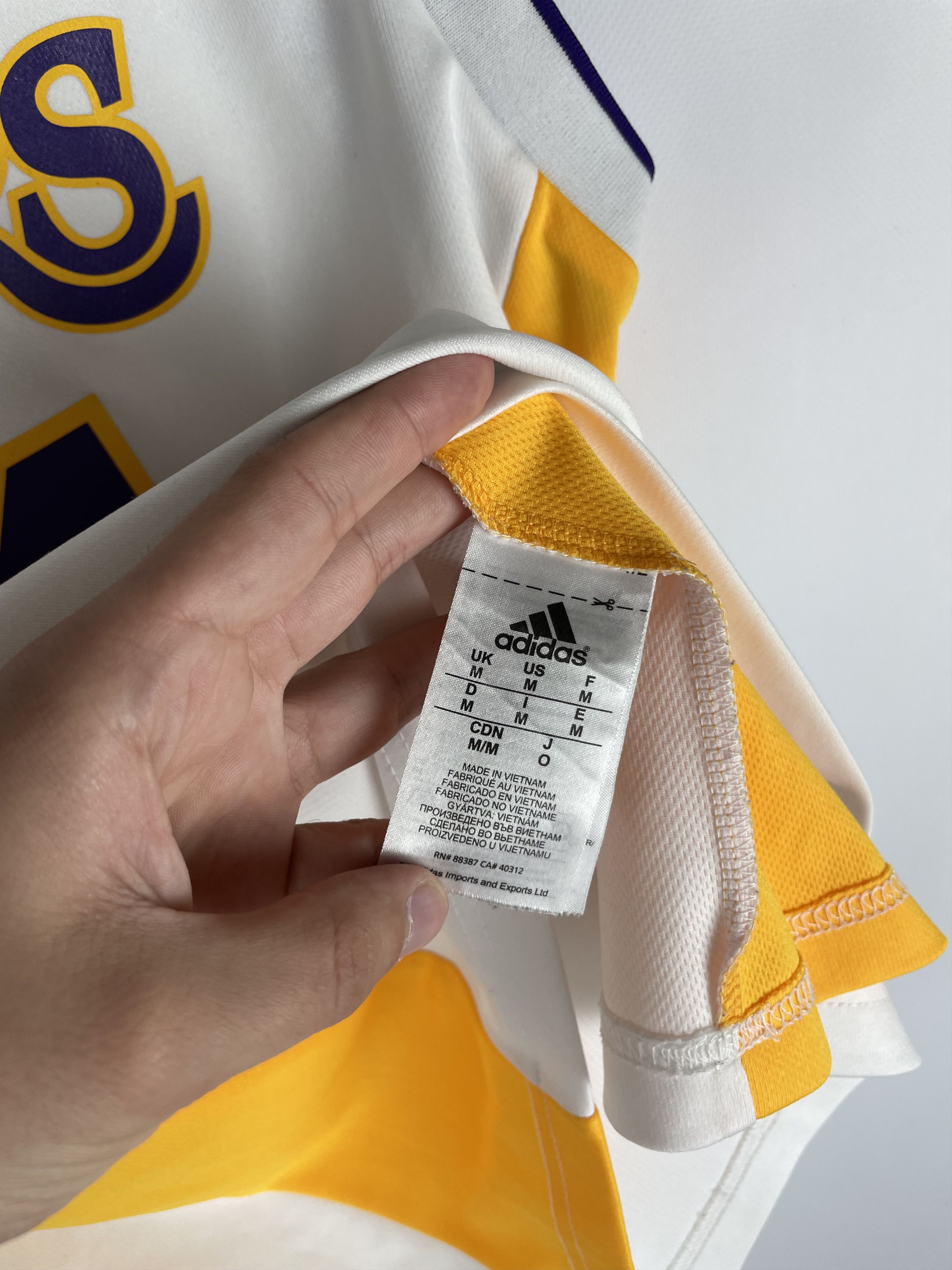 Adidas Lakers Adidas Jersey Kobe Brayant 24 Size US M / EU 48-50 / 2 - 8 Thumbnail