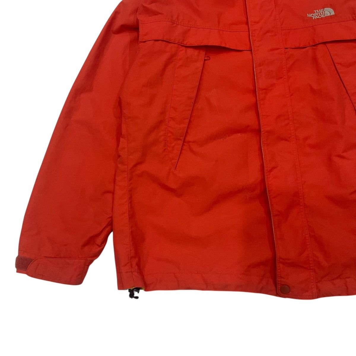 The North Face Vintage The North Face Hoodie Jacket Size US M / EU 48-50 / 2 - 7 Thumbnail
