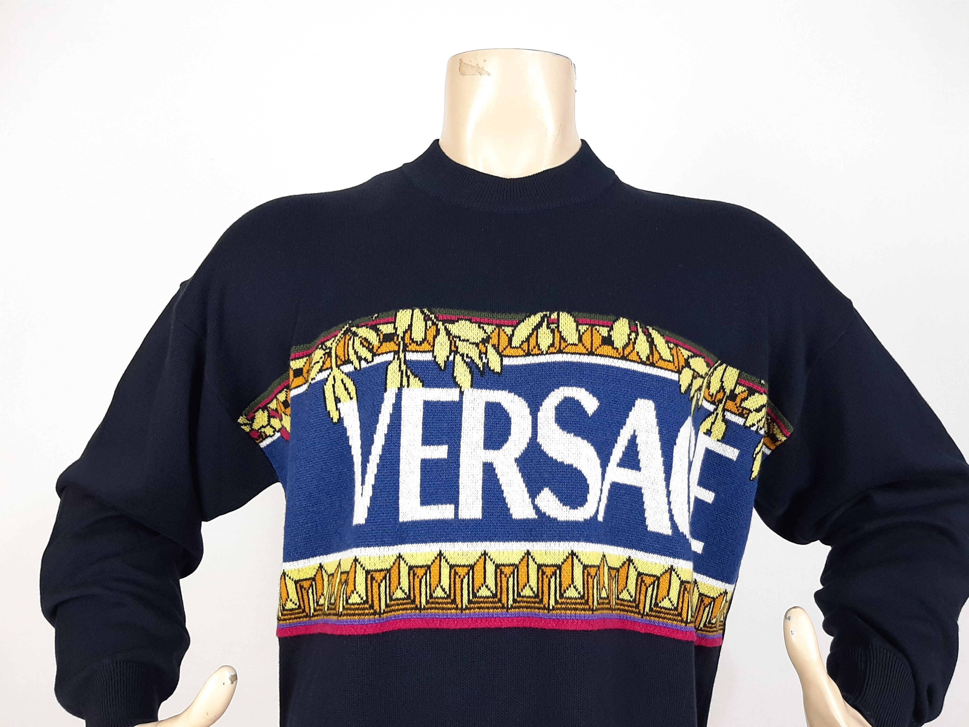 Versace Versace Sweater Navy Size IT 48 M Intarsia Size US M / EU 48-50 / 2 - 6 Thumbnail