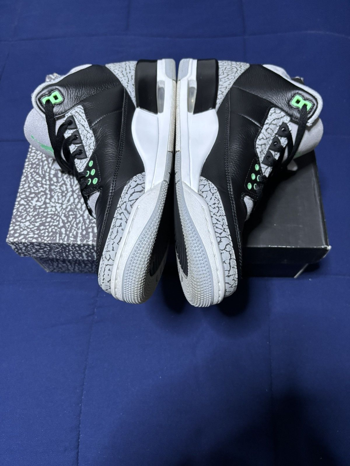 Jordan Brand Jordan 3 Retro Green Glow 2024 Size 10.5 Size US 10.5 / EU 43-44 - 3 Thumbnail