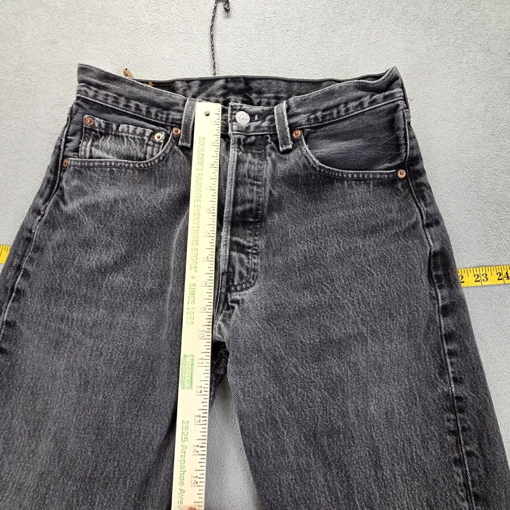 Levi's VTG Levi's 501 Jeans Mens Black Straight Button Fly 27x28 United States Distressed Pockets Denim Cotton Charcoal Wash 27x28 Mens Vintage 501 Jeans Size US 27 - 7 Thumbnail