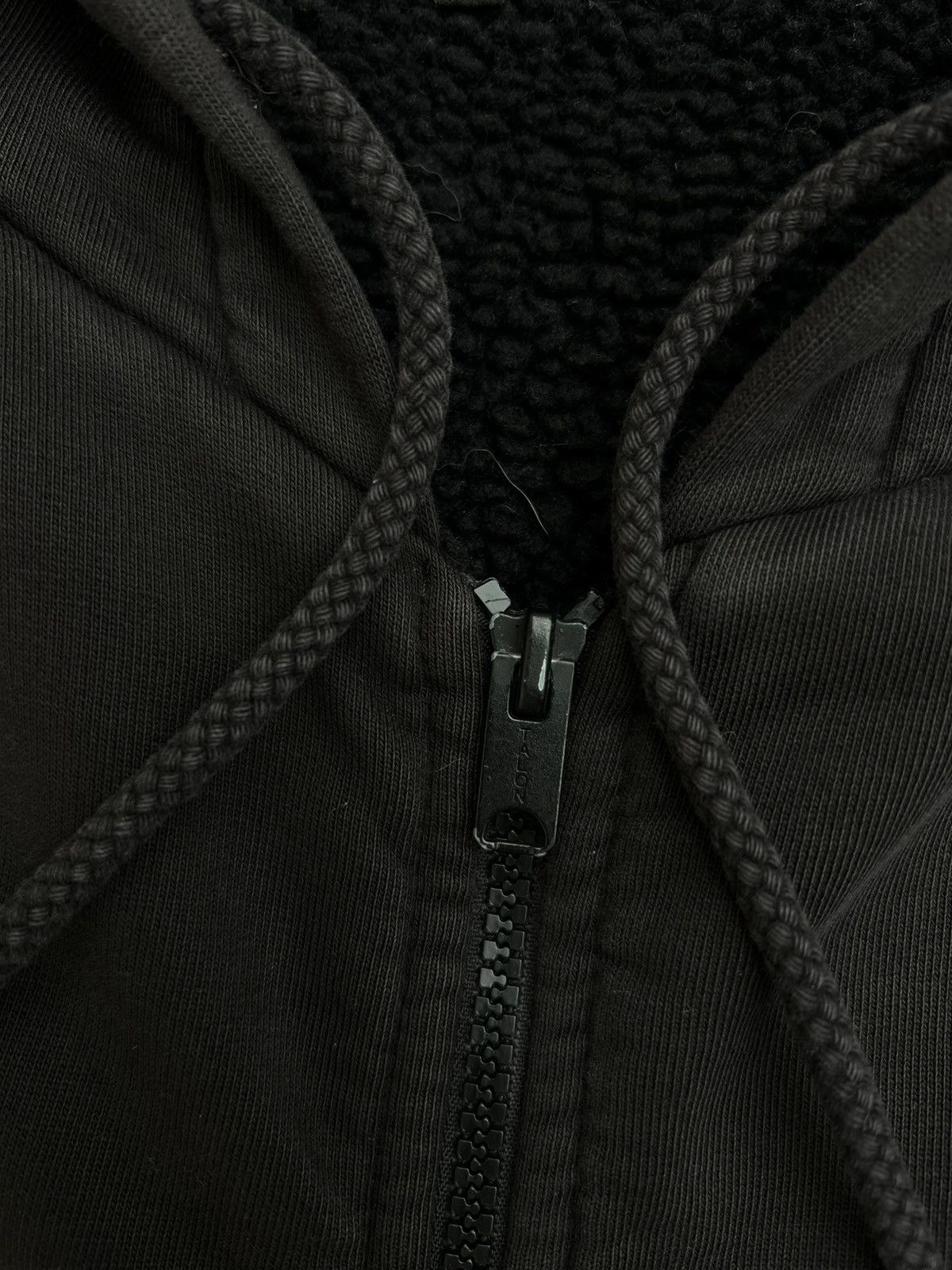 Yeezy Yeezy Veste season 5 Zip Size US XL / EU 56 / 4 - 5 Thumbnail