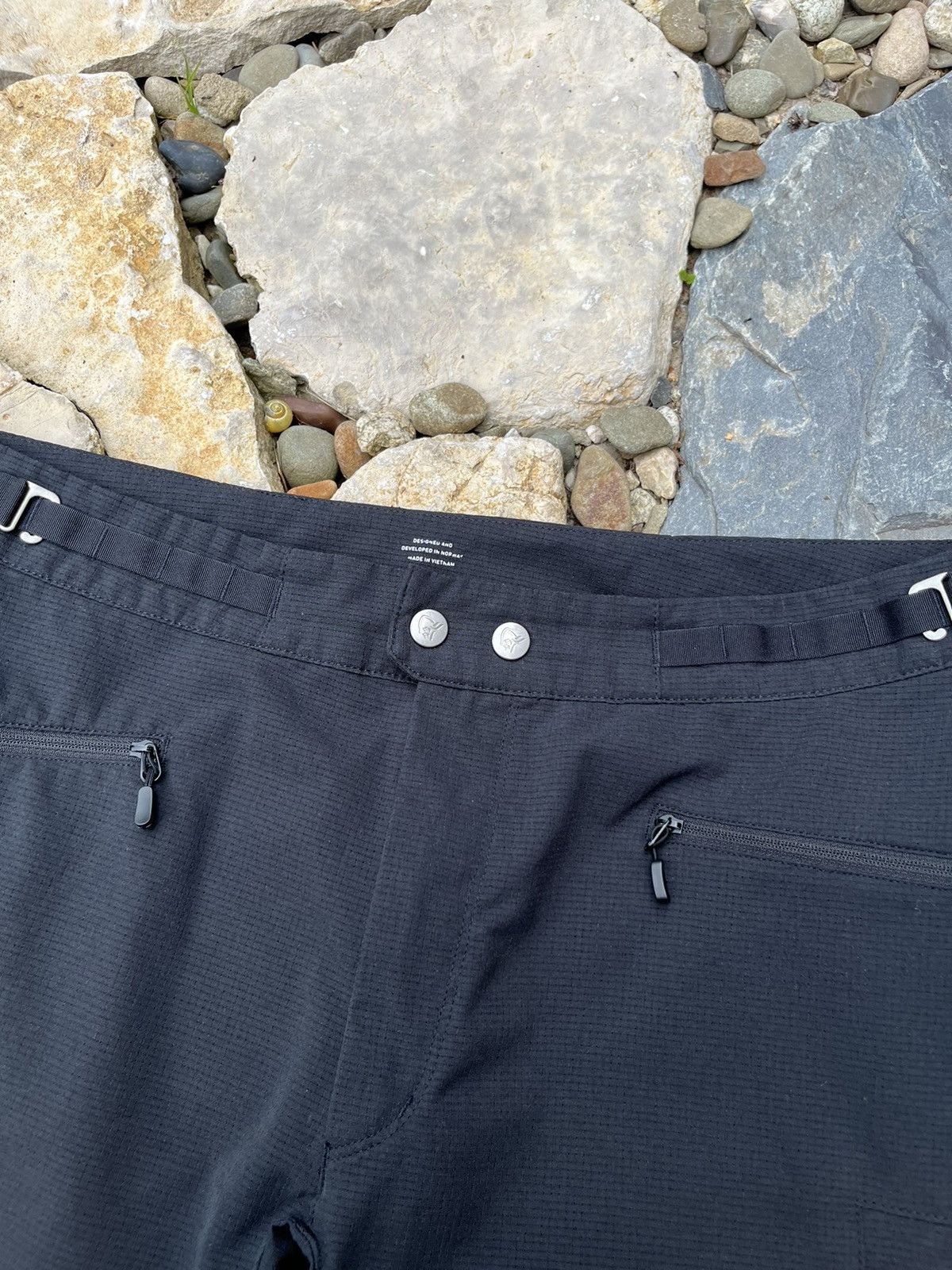 Norrona Norrona Bitihorn flex1 shorts caviar mesh outdoor gorpcore Size US 34 / EU 50 - 7 Thumbnail