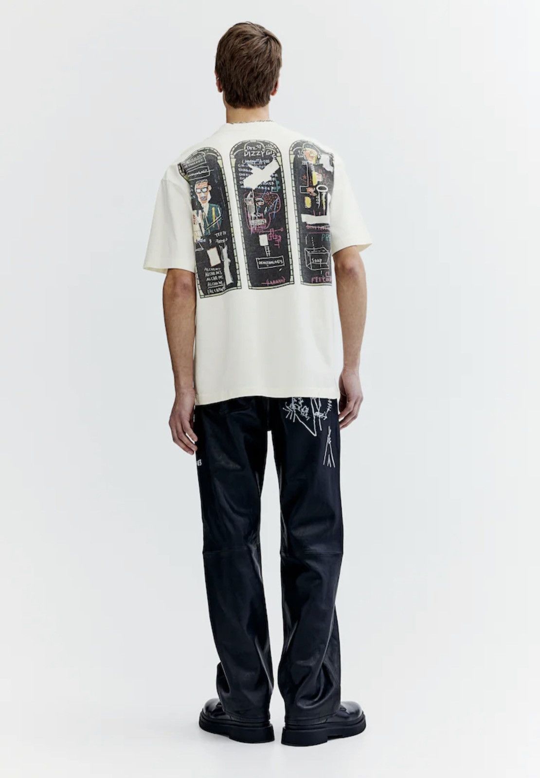 H&M × Jean-Michel Basquiat × Who Decides War WHO DECIDES WAR x BASQUIAT x H&M RELAXED FIT COTTON T-SHIRT Size US XXL / EU 58 / 5 - 6 Thumbnail