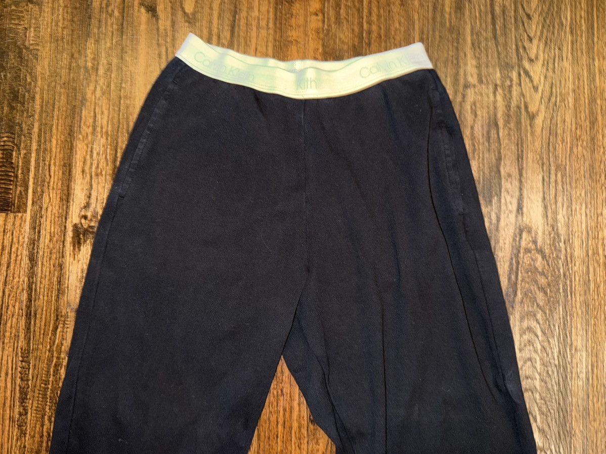 Calvin Klein × Kith × Ronnie Fieg Kith For Calvin Klein Black Sweatpants Size XS Size US 30 / EU 46 - 4 Thumbnail