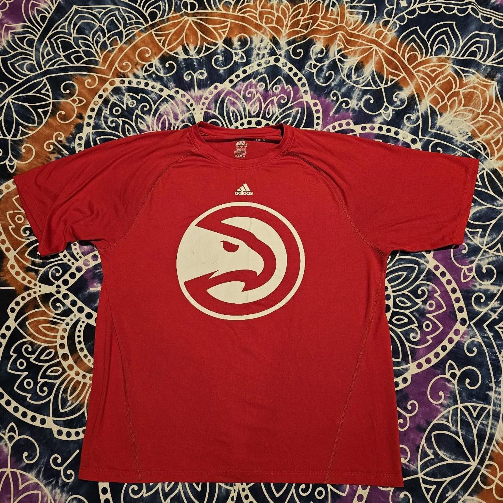 Adidas Adidas Men's White and Red Atlanta Hawks Basketball T-shirt Size US M / EU 48-50 / 2 - 1 Thumbnail