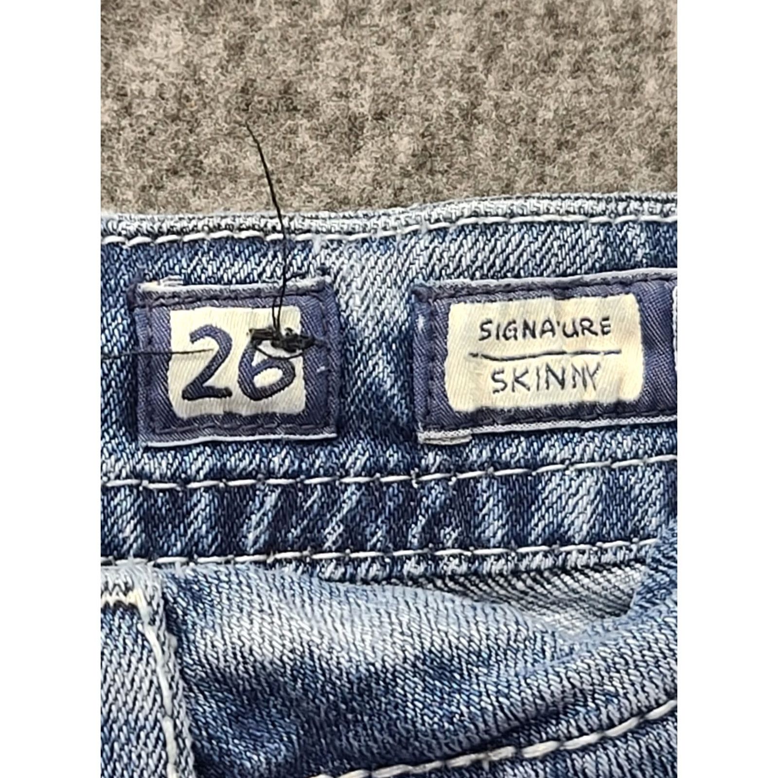 Miss Me VINTAGE Miss Me Jeans Womens 26x30 Skinny Fit Signature Rise Distressed Stretch Thrashed Jeans Blue 5-Pocket Design Women Boys Girls Mens Size 26" / US 2 / IT 38 - 3 Thumbnail