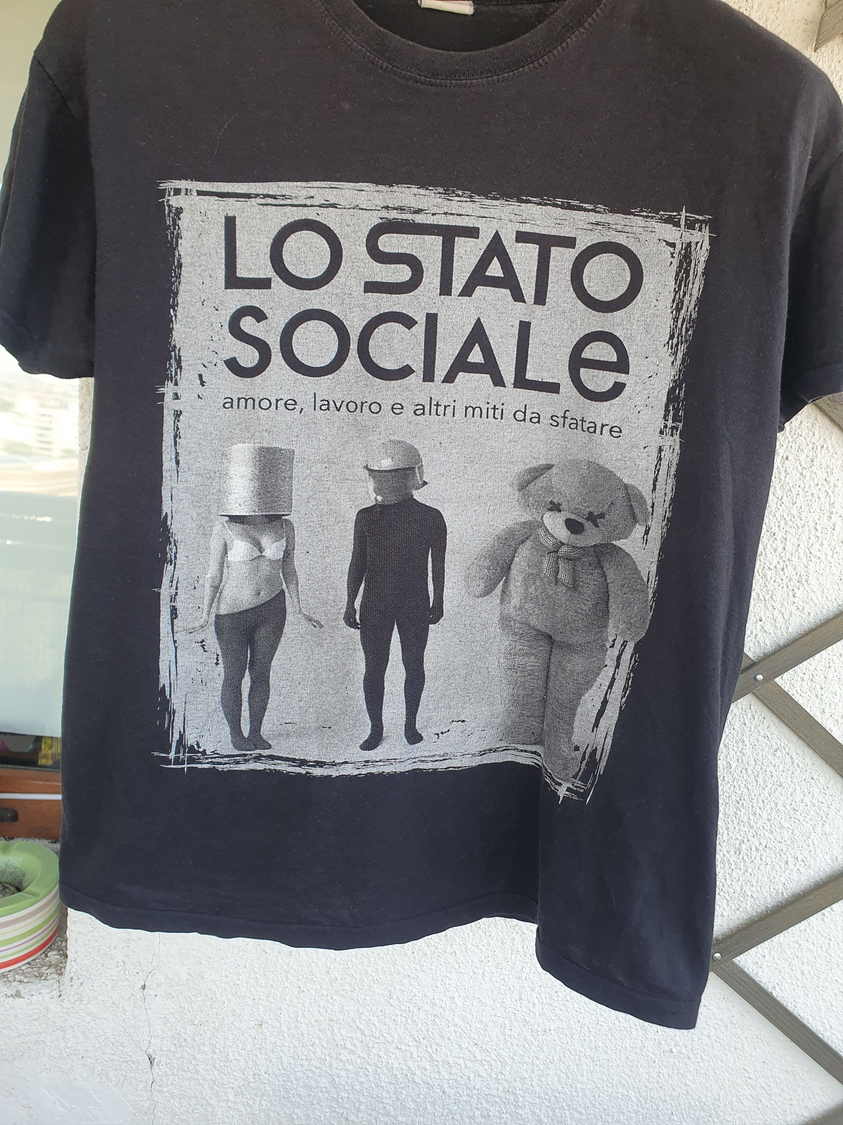 Band Tees Lo Stato Sociale Italian Band t-shirt Double Sided sz M Size US M / EU 48-50 / 2 - 6 Thumbnail