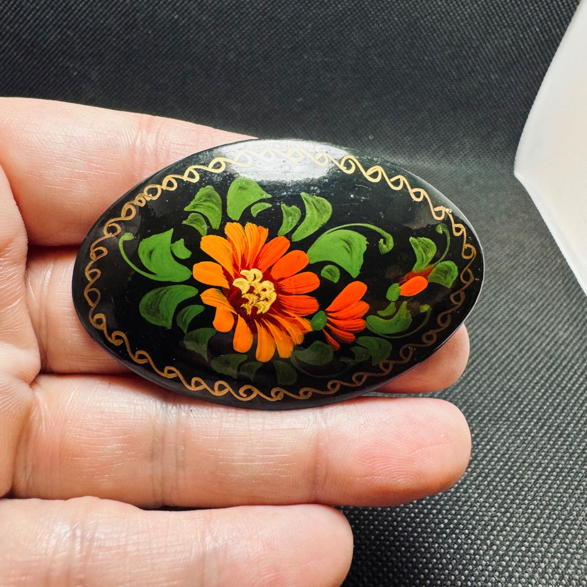 Other Antique Hand Painted Flower Design Floral Wooden Brooch Size Size ONE SIZE - 3 Thumbnail