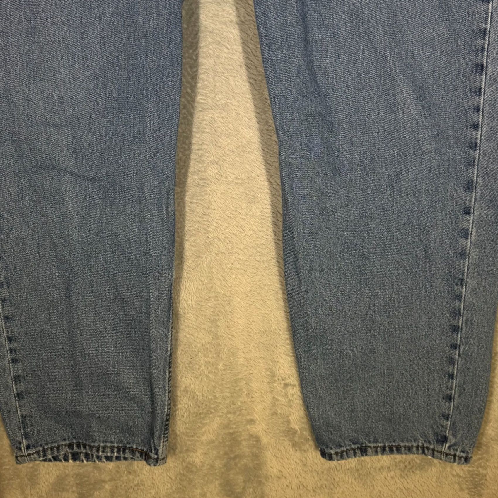 Levi's Levi’s 550 Jeans Men’s 40x32 Blue Denim Relaxed Fit Mid-Rise Straight Leg Jeans 5-Pocket Design Men’s Regular XS? Size US 40 / EU 56 - 6 Thumbnail