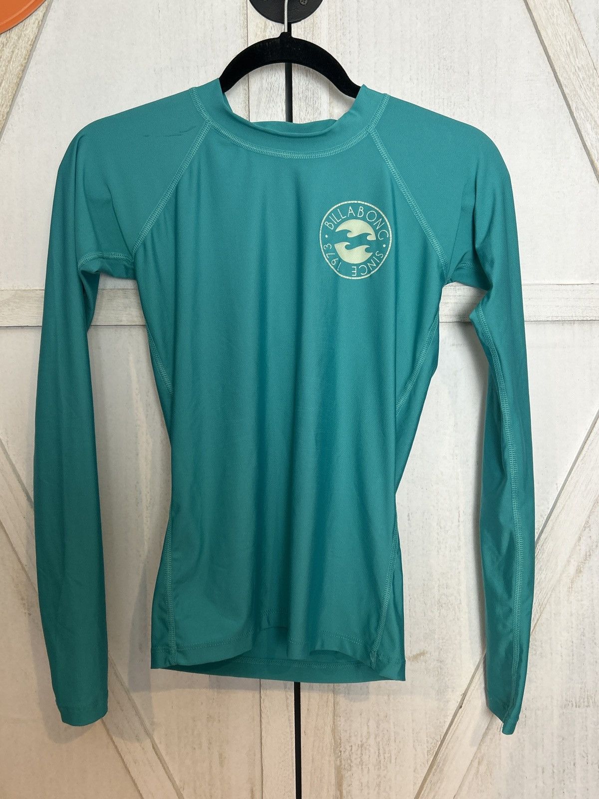 Billabong Billabong Women’s Long Sleeve Rash Guard Swim Surf Shir 0009 Size S / US 4 / IT 40 - 1 Thumbnail