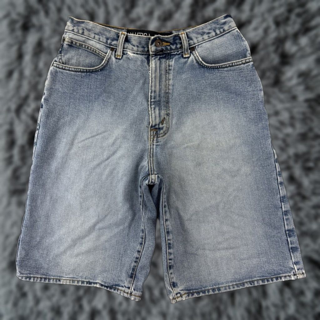 Nautica VINTAGE Nautica Shorts Mens 30 Blue Denim Bermuda Cargo Pocket Baggy 10" 90s USA Mens Size US 30 / EU 46 - 1 Thumbnail