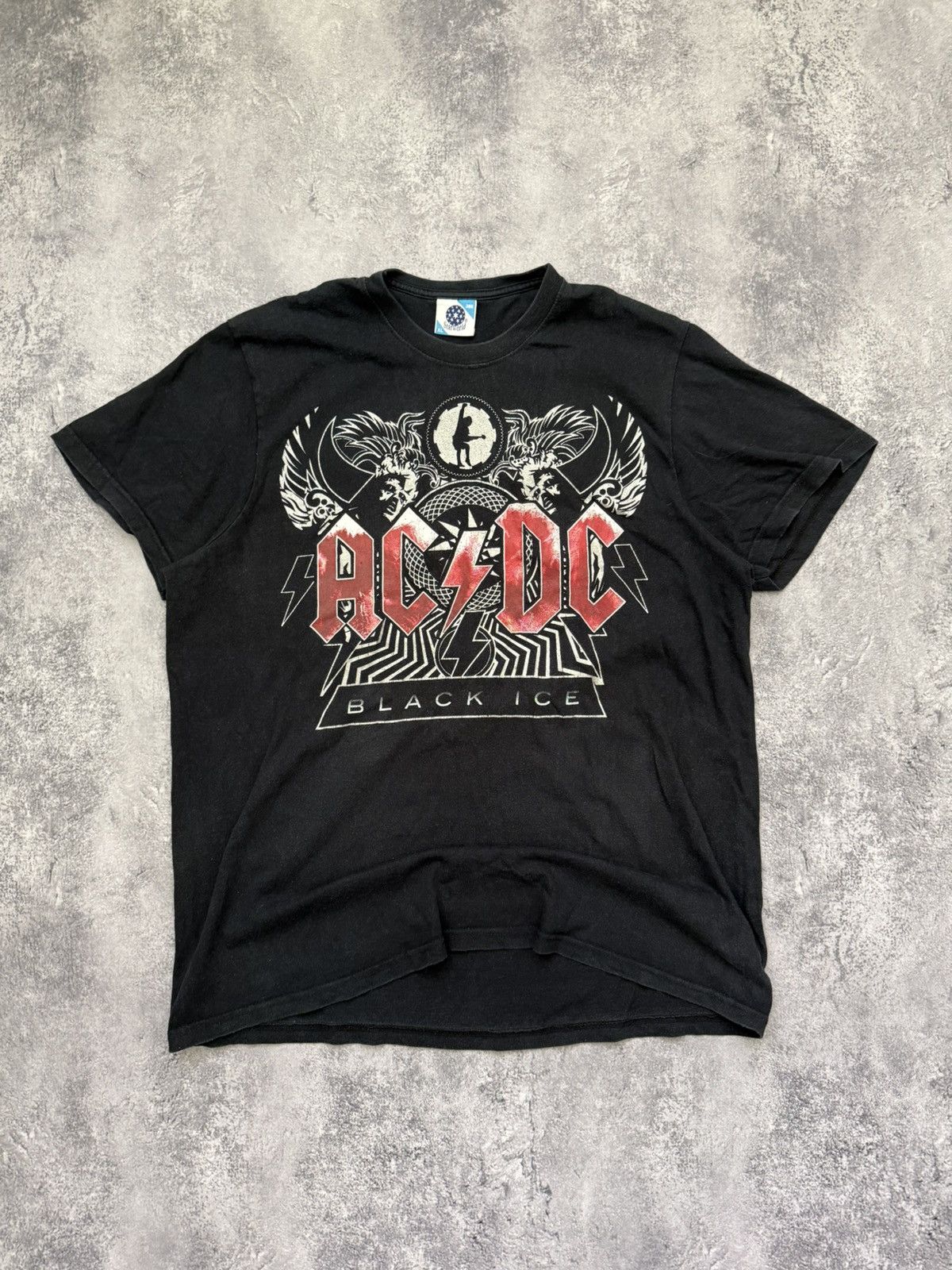 Vintage AC/DC Vintage Rock Band T-shirt ac dc Tee Size US XL / EU 56 / 4 - 1 Thumbnail