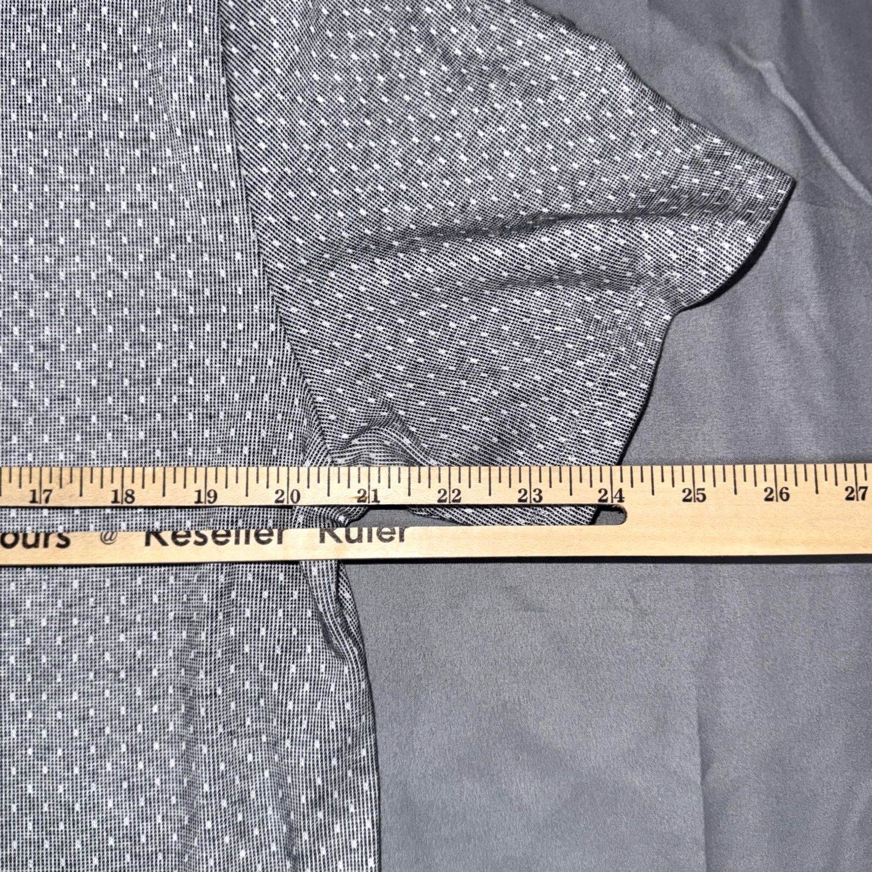 Vince Vince Shirt Mens Large Gray Geometric Cotton Short Sleeve Button Front Casual Size US L / EU 52-54 / 3 - 6 Thumbnail