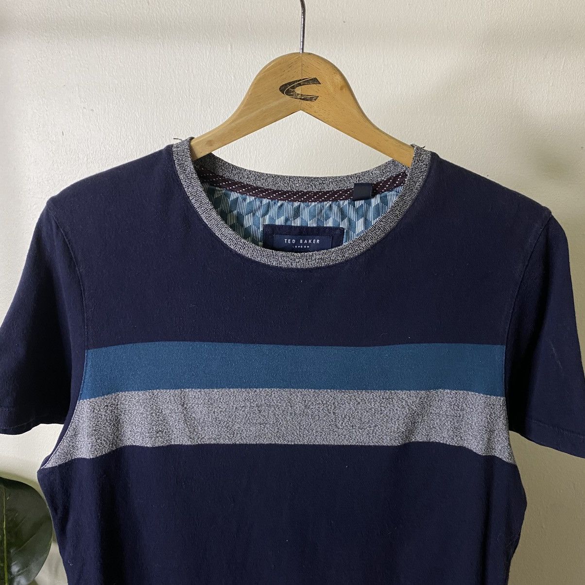 Ted Baker Ted Baker London Horizontal Stripe T Shirt Size US M / EU 48-50 / 2 - 2 Thumbnail