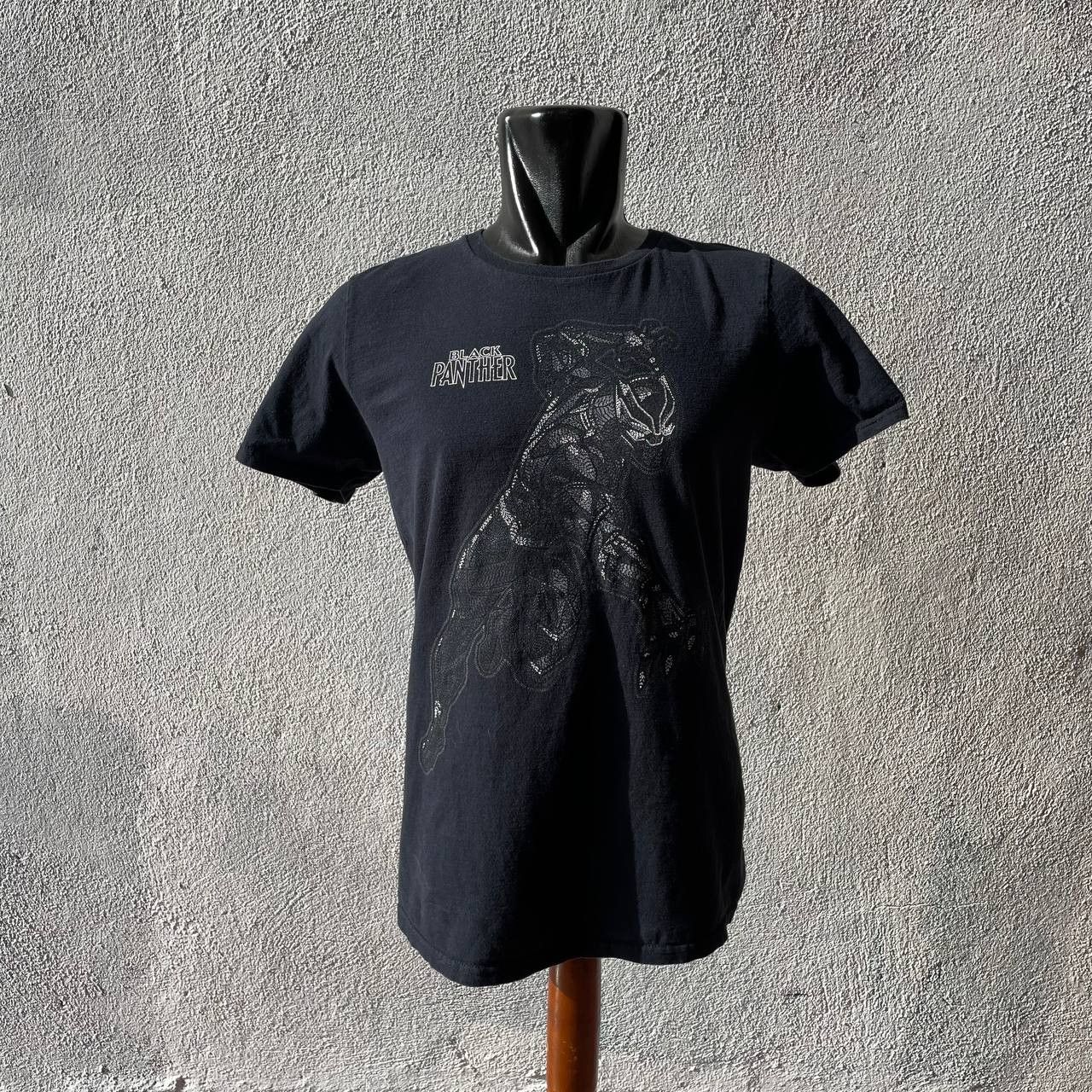 Marvel Comics ⭐️SALE⭐️ [M] BLACK PANTHER AVENGERS MARVEL TSHIRT GRAPHIC Size US M / EU 48-50 / 2 - 1 Thumbnail