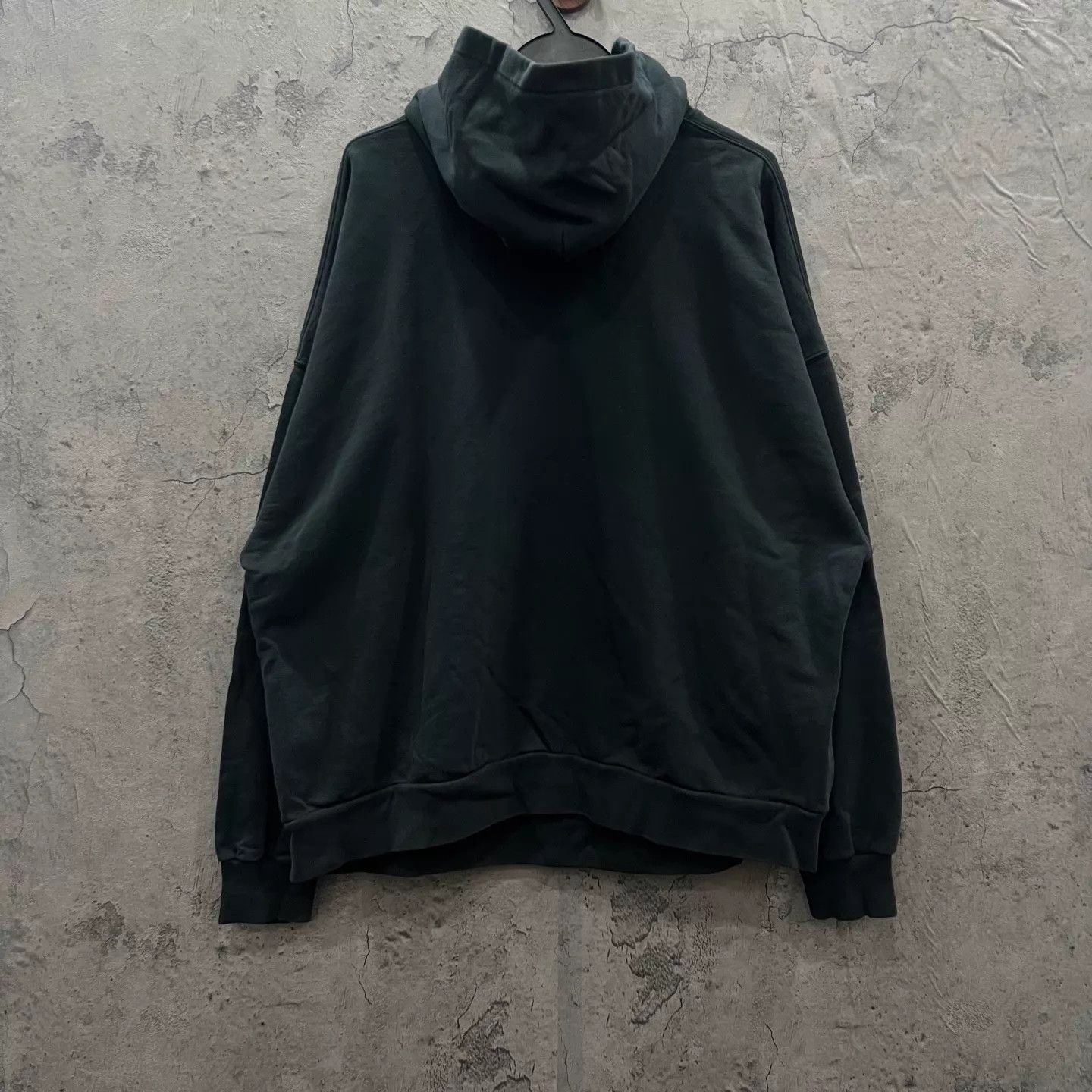 Balenciaga Balenciaga Tiger Hoodie New Unused Size 2 Size M / US 6-8 / IT 42-44 - 5 Thumbnail