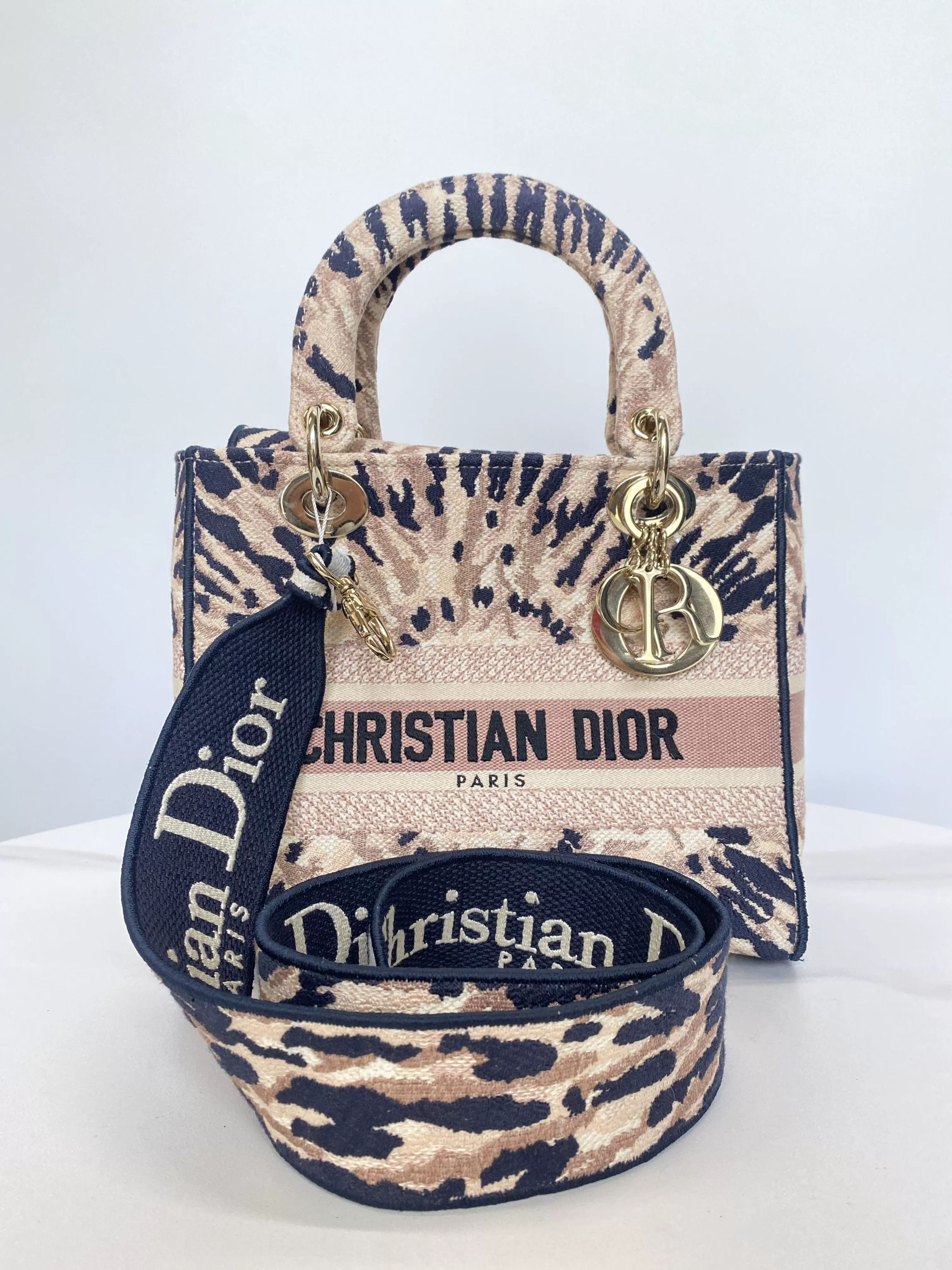 Dior Pre-loved Bag Very good condition Size ONE SIZE - 1 Thumbnail