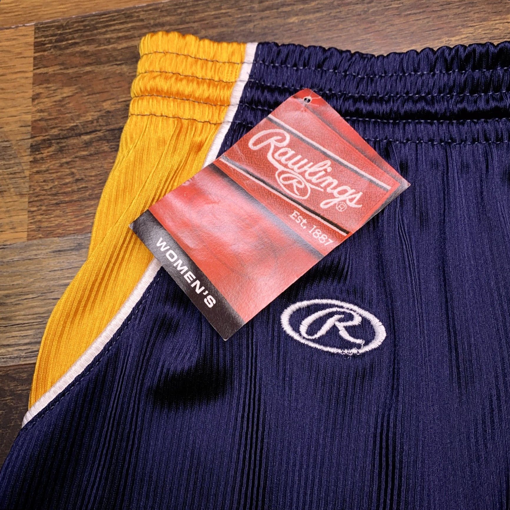 Vintage Rawlings Shorts Womens 36 Navy Blue Athletic Baseball New Size 25" / US 0 / IT 36 - 3 Thumbnail