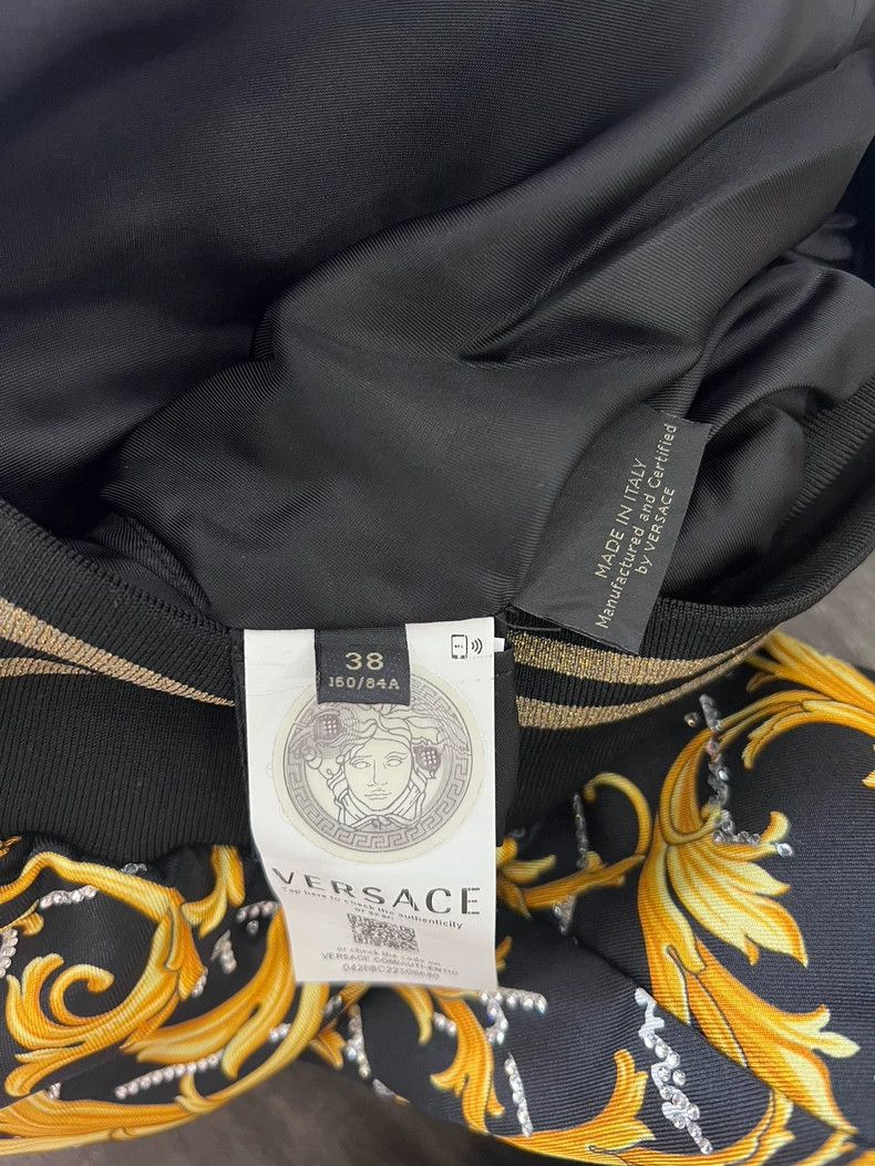 Versace Versace Rhinestone mulberry silk coat Size US M / EU 48-50 / 2 - 7 Thumbnail