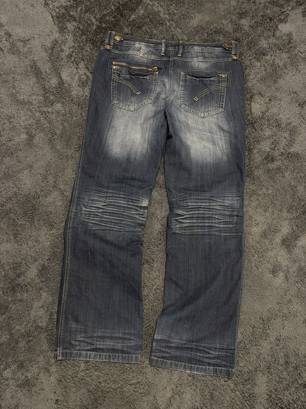Japanese Brand Vintage Rare Washed Denim Distressed Y2K Baggy Jeans Size US 34 / EU 50 - 2 Thumbnail