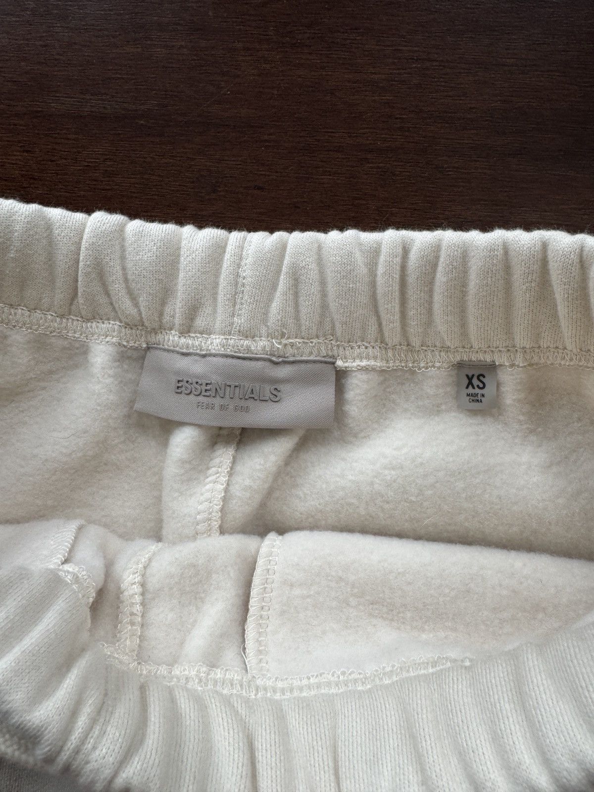 Fear of God Fear of god essential sweatpant cream xs Size US 29 - 4 Thumbnail