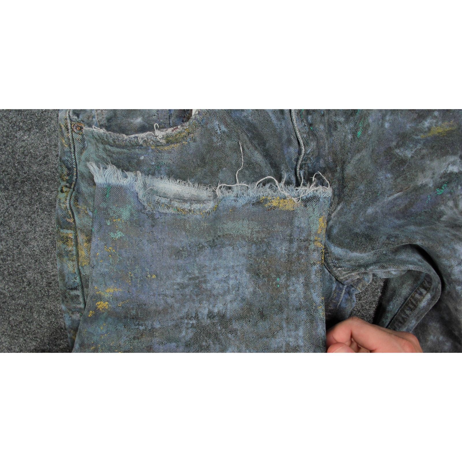 Levi's Levi's 1-of-1 Custom Hand-Painted Denim Long Shorts Mens 34 Size US 34 / EU 50 - 10 Thumbnail