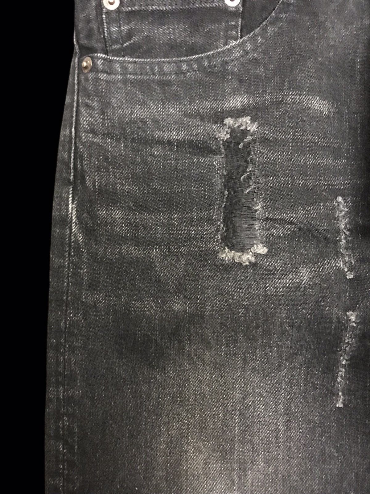 Japanese Brand 💥ARCHIVAL💥VERY RARE BLACK WASH VIRUS DISTRESSED DENIM F212 Size US 32 / EU 48 - 12 Thumbnail