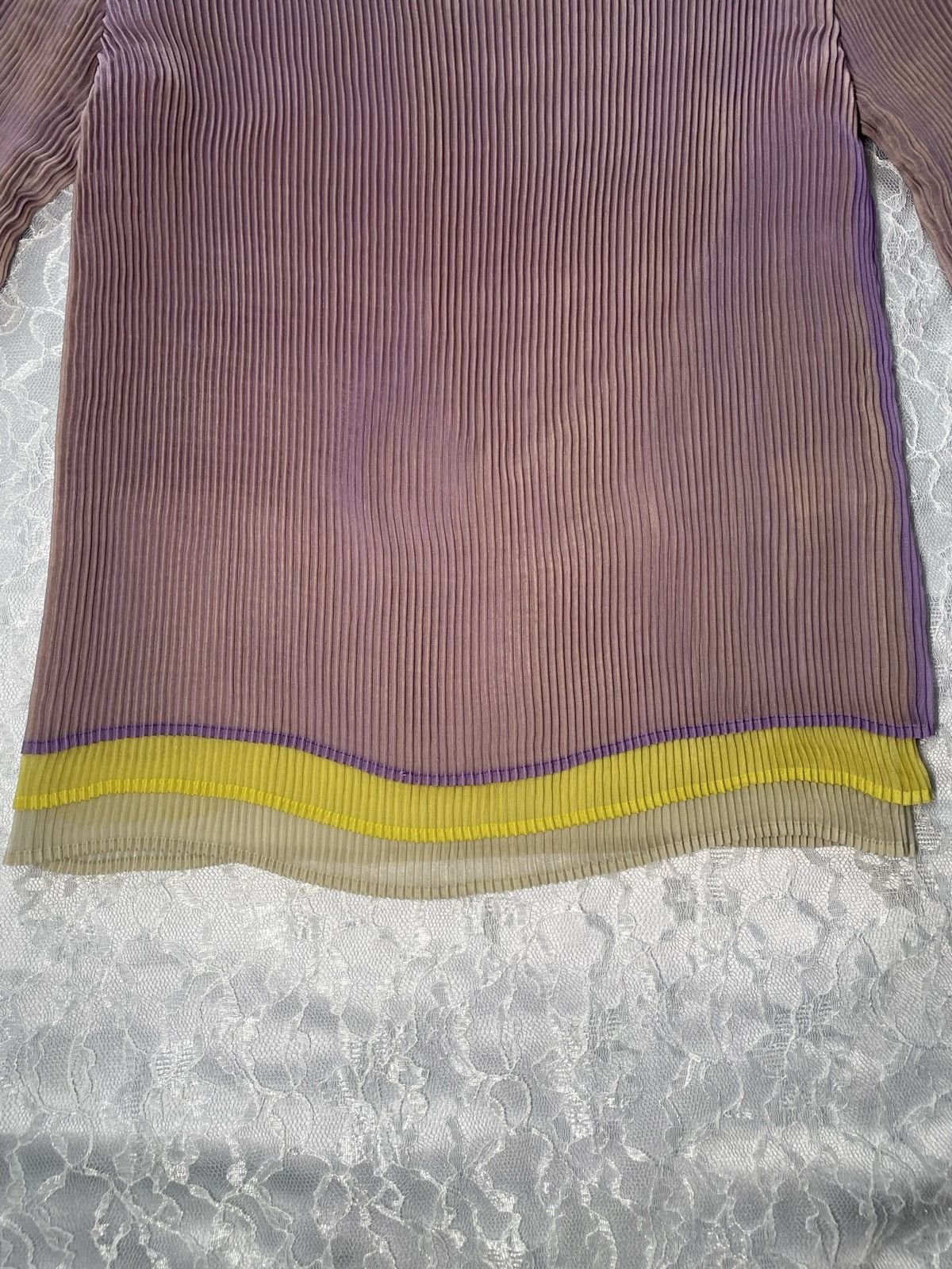 Issey Miyake × Pleats Please Issey Miyake Issey Miyake Pleated Tri Color Blouse Size M / US 6-8 / IT 42-44 - 4 Thumbnail