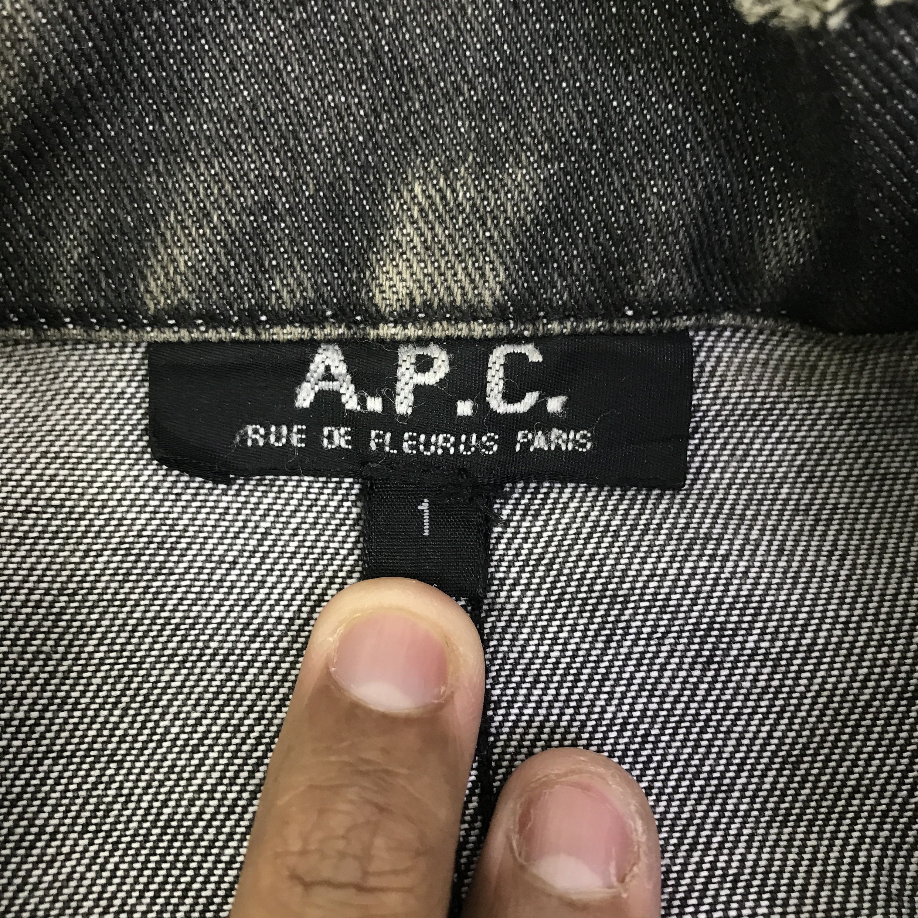 A.P.C. Vintage A.P.C Denim Faded distressed Jacket K115B12 Size US L / EU 52-54 / 3 - 14 Thumbnail