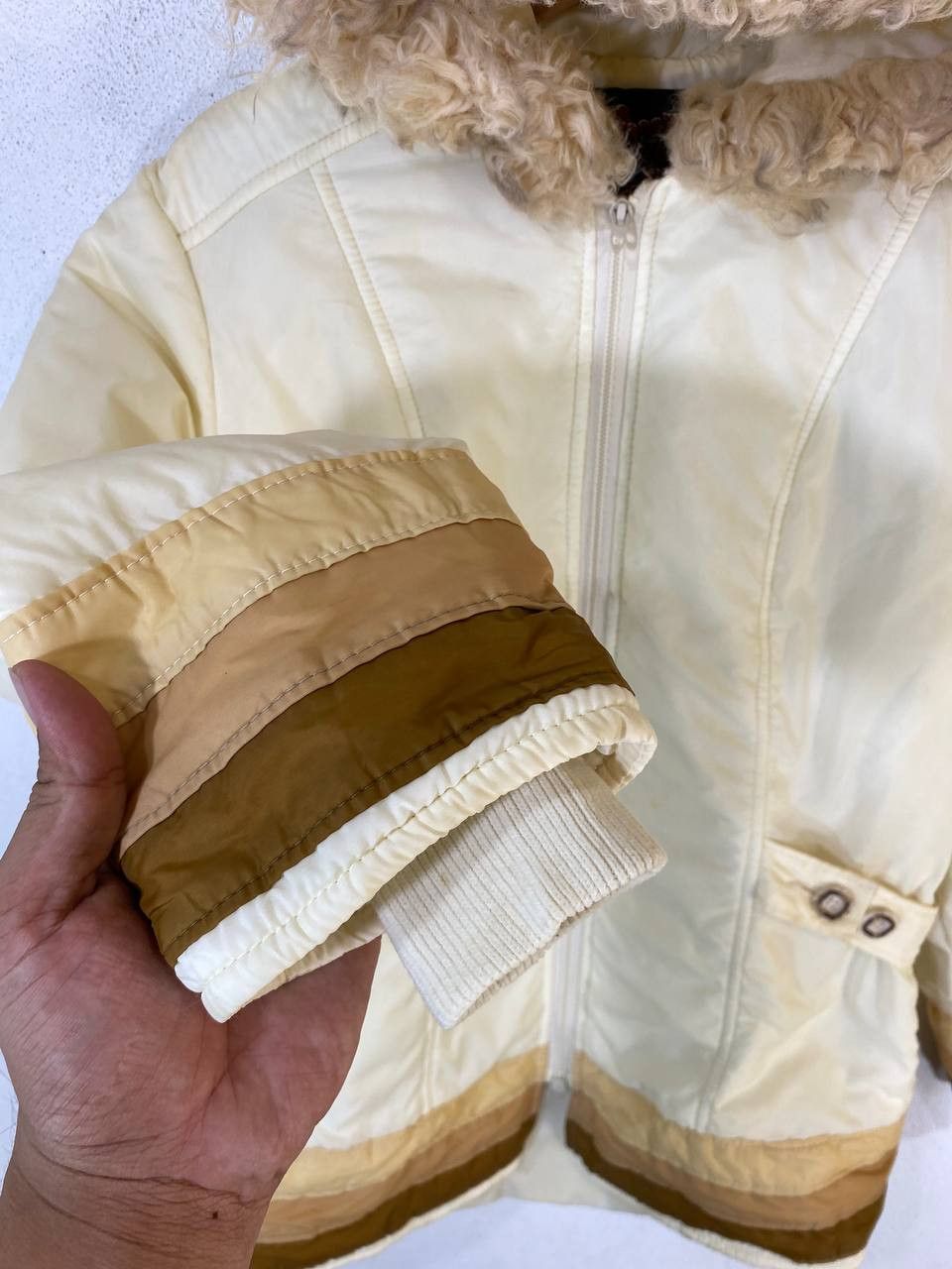 Vintage vintage white bear skiwear retro puffer jacket talon zipper Size US M / EU 48-50 / 2 - 4 Thumbnail