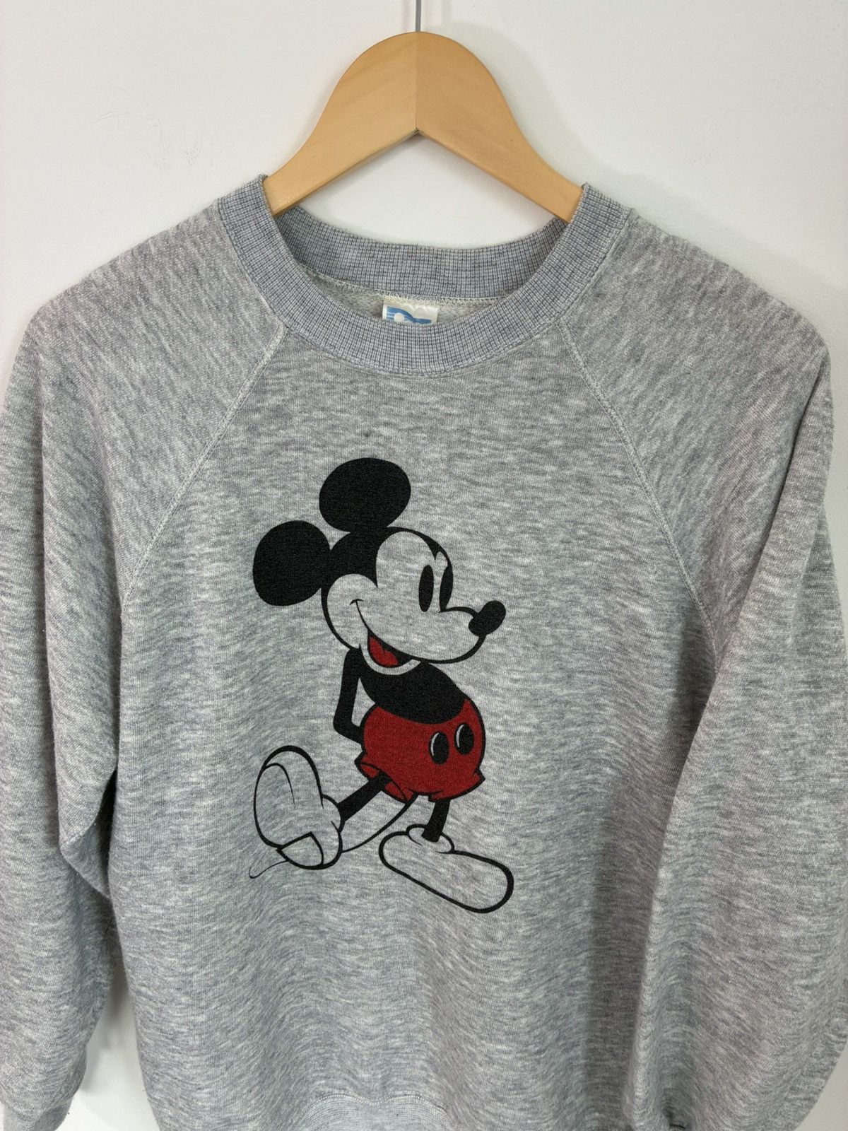 Vintage Vintage Mickey Mouse Faded Paper Thin Disney Crewneck Size US XL / EU 56 / 4 - 3 Thumbnail