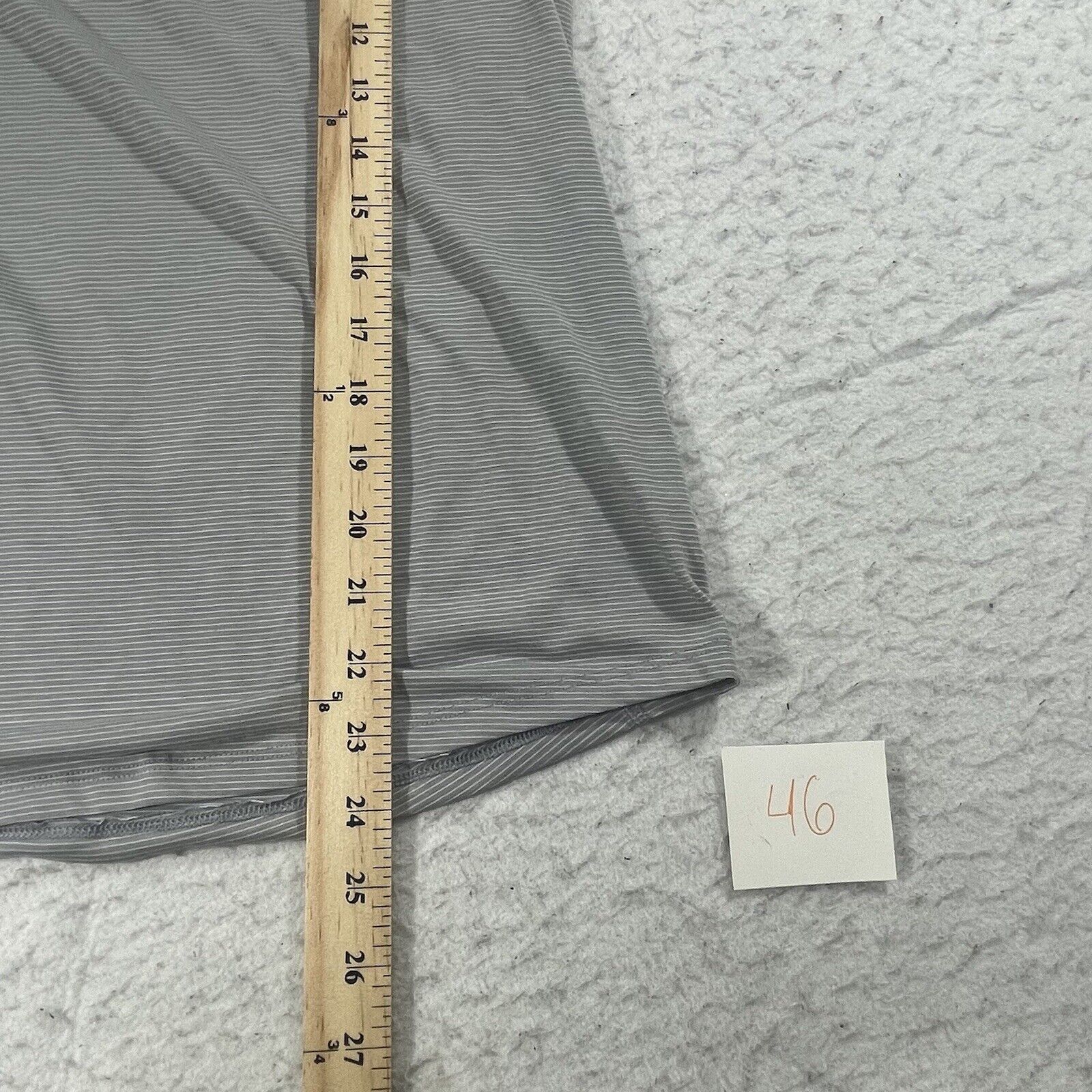Under Armour Under Armour Size Small Gray Short Sleeve Athleisure T-Shirt Size S / US 4 / IT 40 - 9 Thumbnail