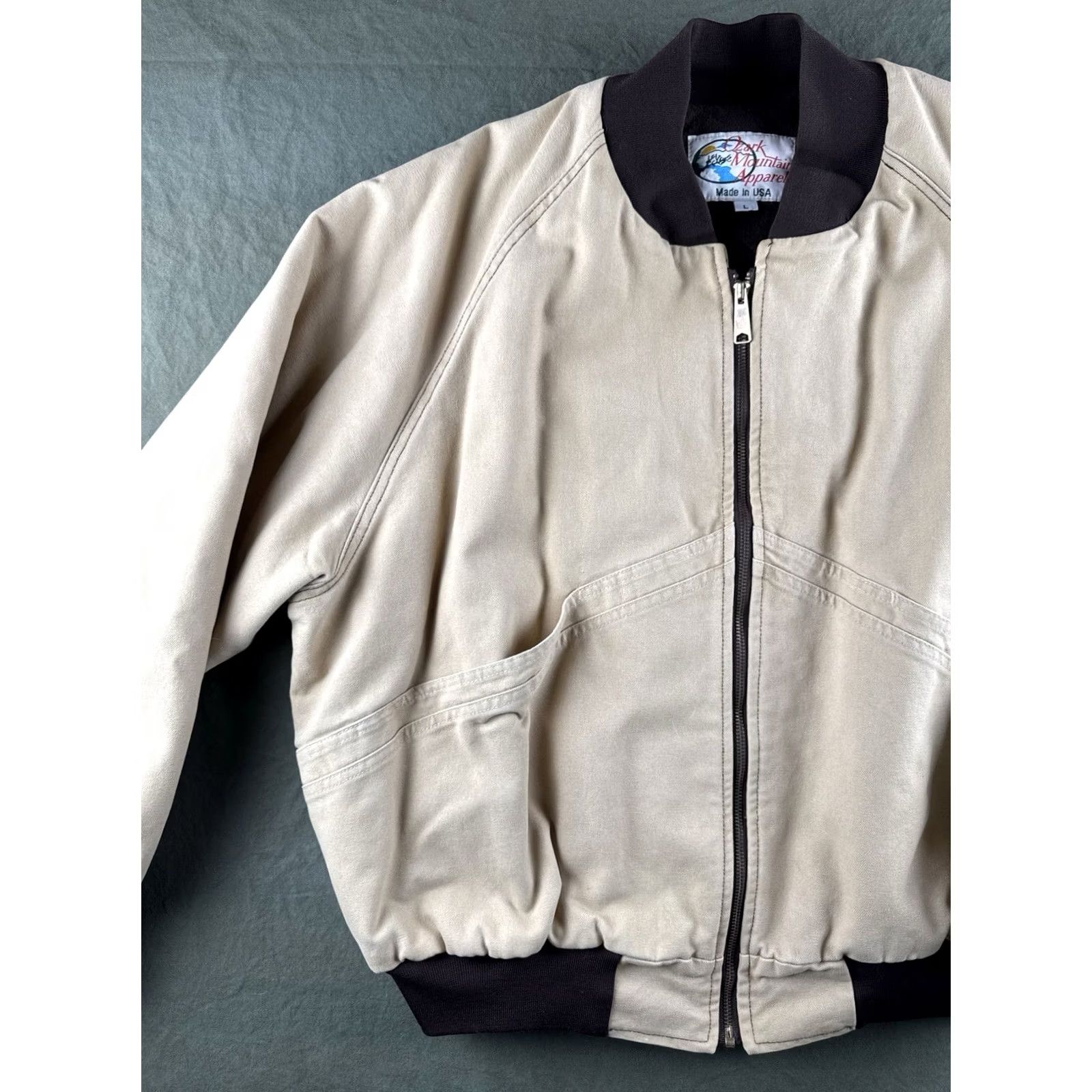 Vintage VINTAGE Ozark Mountain Hand-Painted Deer Canvas Bomber Jacket Signed Wildlife Art USA L Mens 90s Nature Workwear Beige Brown Size US L / EU 52-54 / 3 - 3 Thumbnail