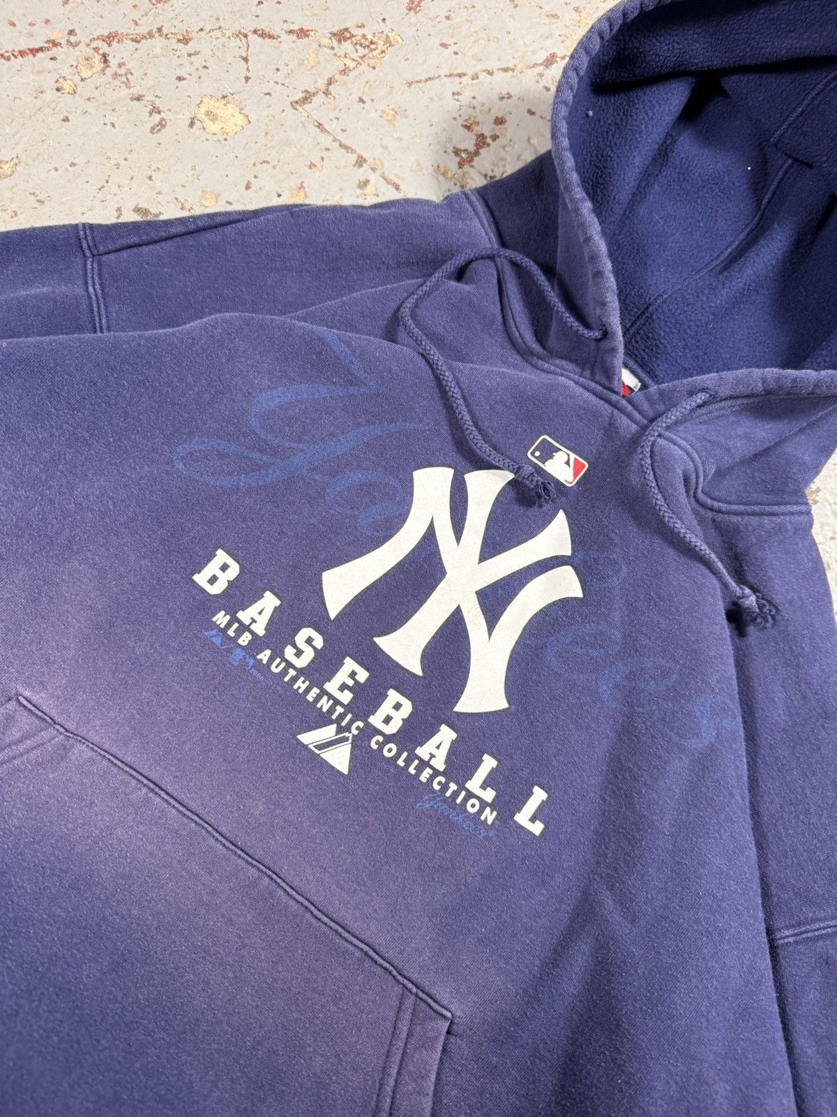 New York Yankees Vintage New York Yankees Faded Hoodie MLB Size US XL / EU 56 / 4 - 2 Thumbnail