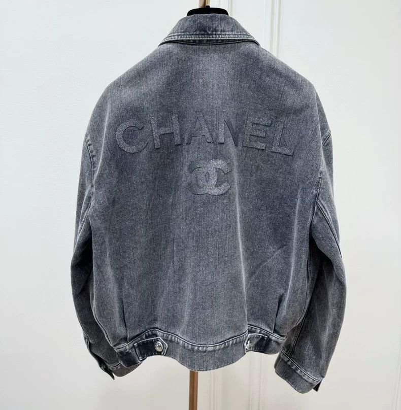 Chanel Chanel 23 Early Spring Vacation Series Black and Gray Silv Size XS / US 0-2 / IT 36-38 - 2 Thumbnail