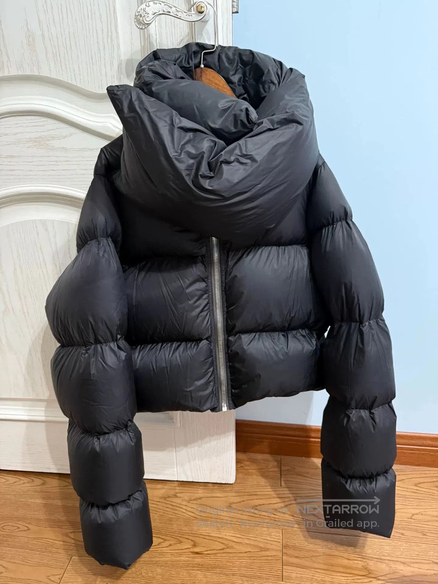 Rick Owens Rick Owens Women's Down Neck Warmer Coat. Size M / US 6-8 / IT 42-44 - 1 Thumbnail