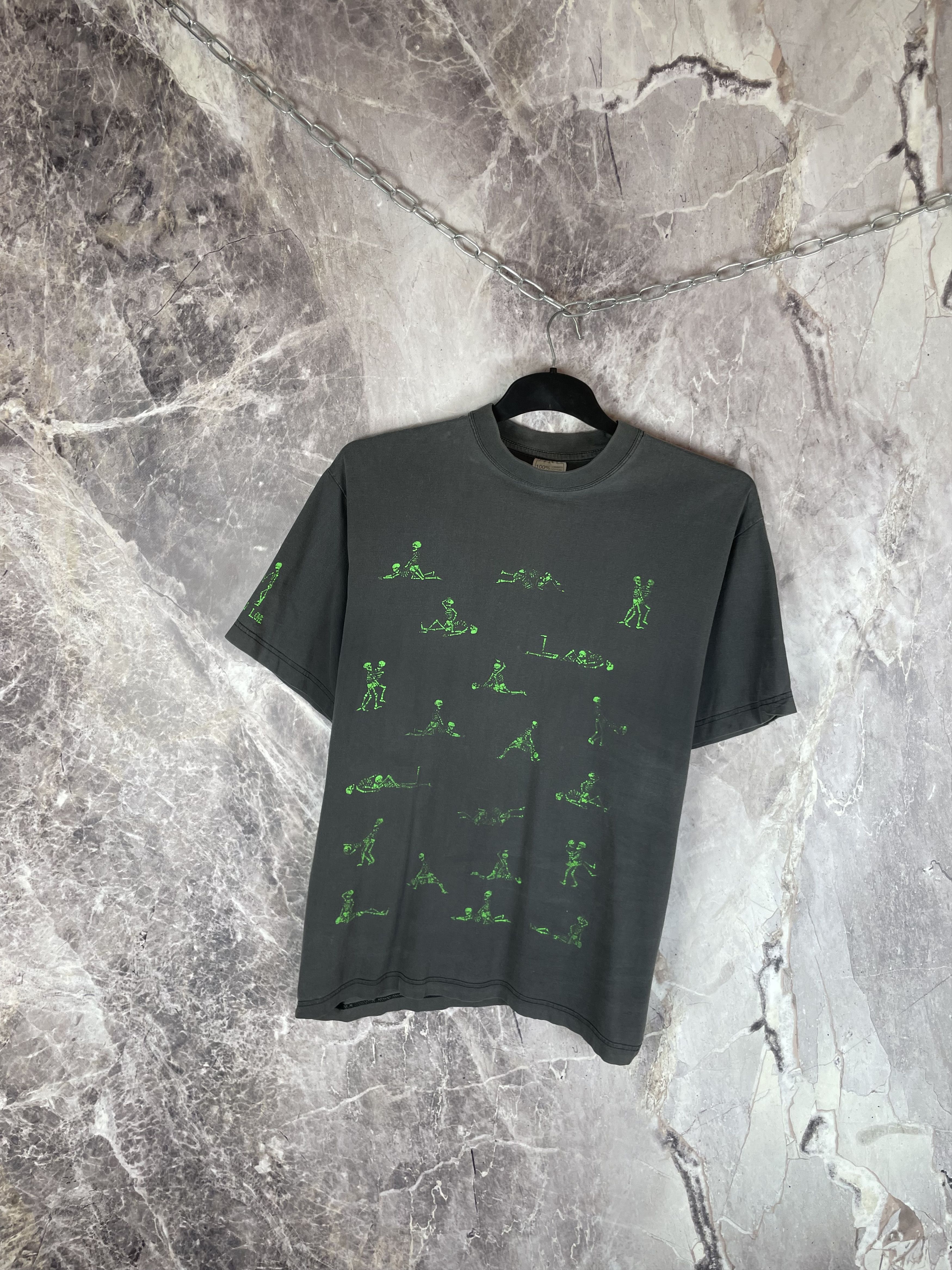 Vintage Vintage camasutra bone in love tee Size US L / EU 52-54 / 3 - 2 Thumbnail