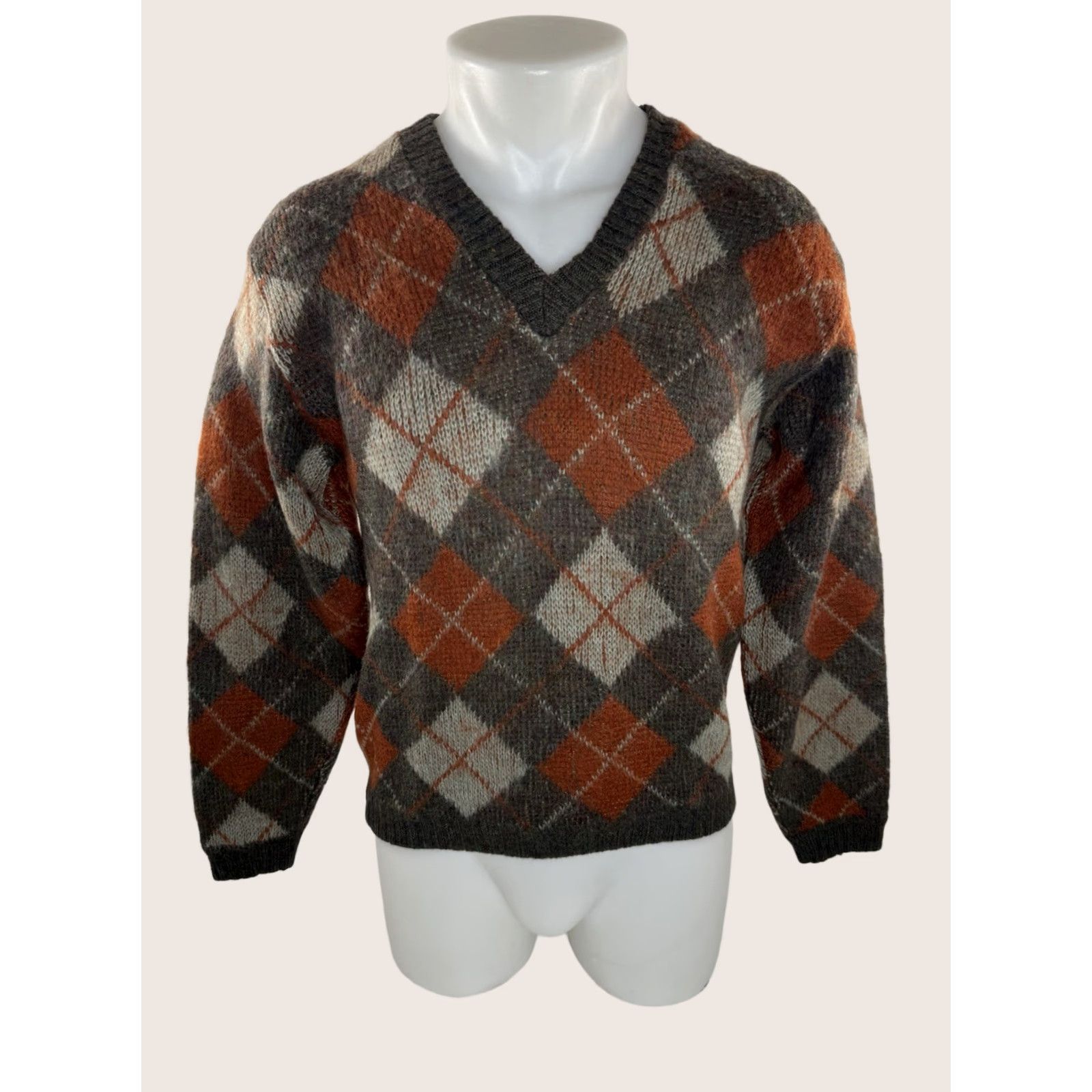 Jantzen JANTZEN Wool Mohair Argyle V Neck Mens M Pullover Sweater Olive Gray Burnt Orange 1960s Size US M / EU 48-50 / 2 - 1 Thumbnail