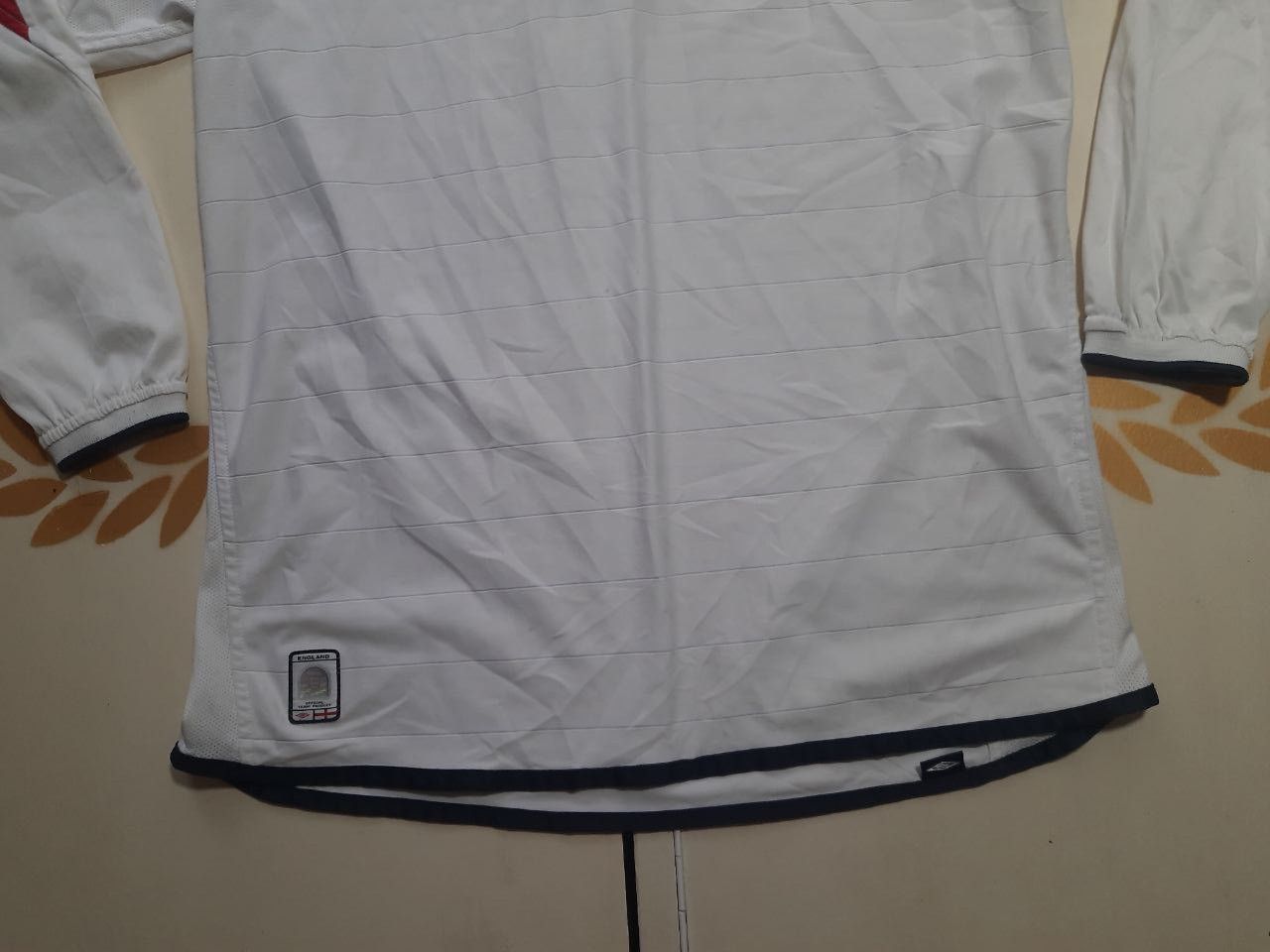 Umbro Umbro England Home Reversible Long Sleeve Jersey 2003-2005 Size US L / EU 52-54 / 3 - 7 Thumbnail