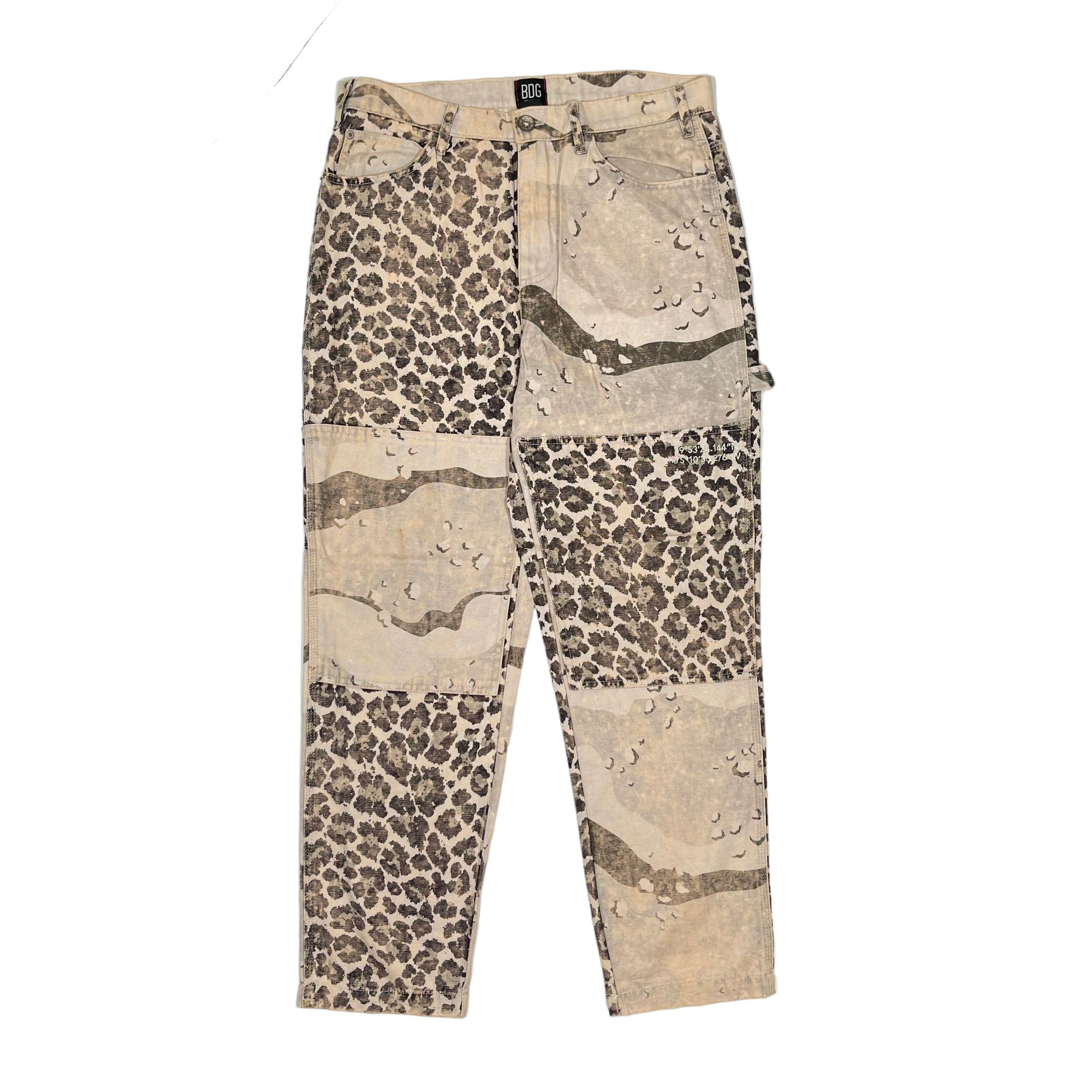 Japanese Brand Leopard Luxury Carpenter Overprint Streetwear Pants Size US 32 / EU 48 - 2 Thumbnail