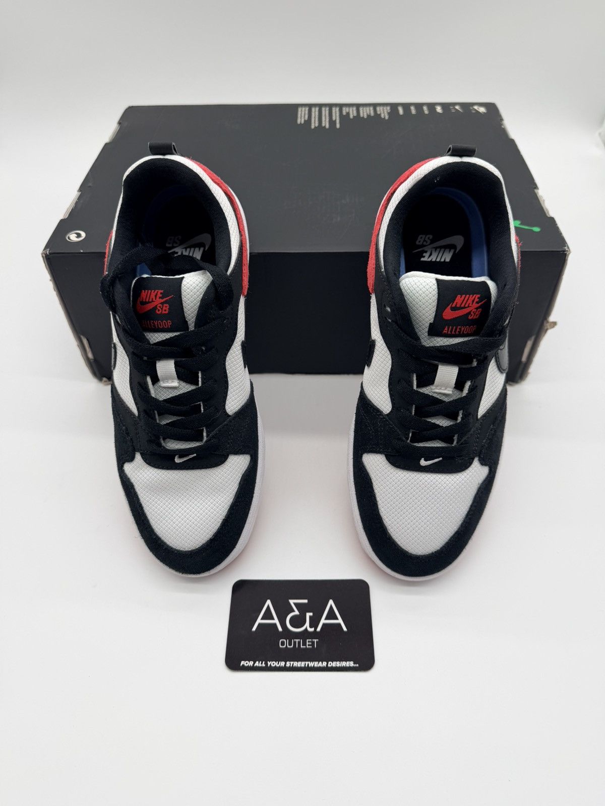 Nike Nike SB Alleyoop GS University Red US 5 Brand New Free Ship Size US 5 / EU 37 - 3 Thumbnail