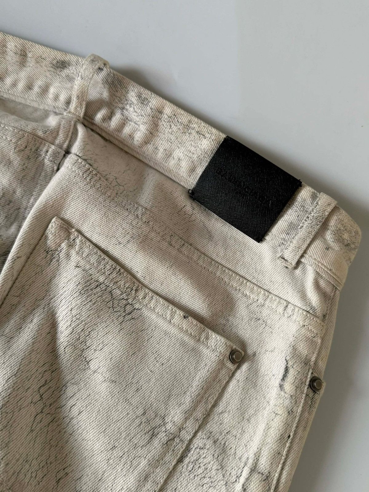 Balenciaga Balenciaga FW14 Cracked Paint Denim Pants Size US 31 - 6 Thumbnail