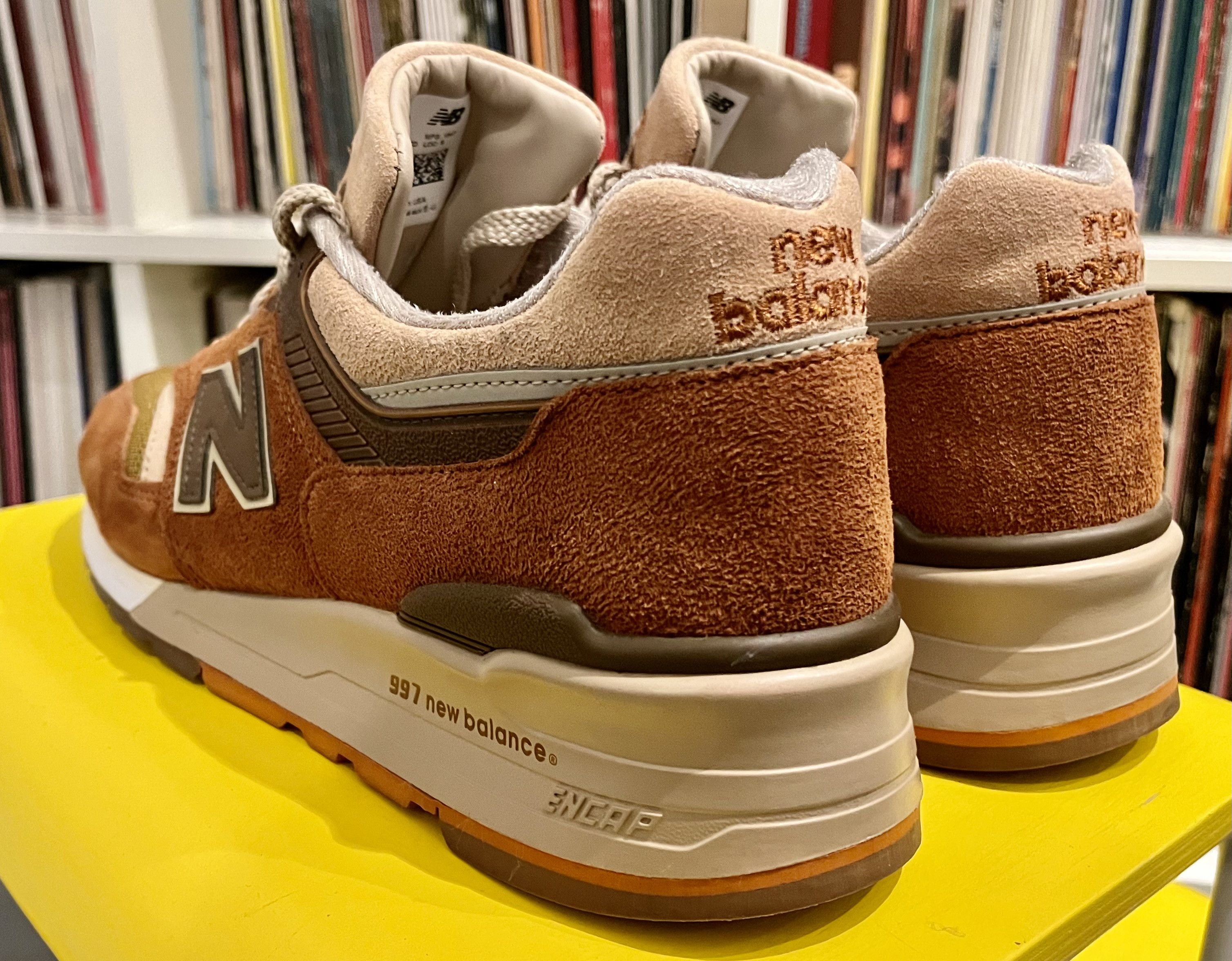 New Balance New Balance 997 "JCrew Butterscotch" MiUSA Size US 10 / EU 43 - 2 Thumbnail