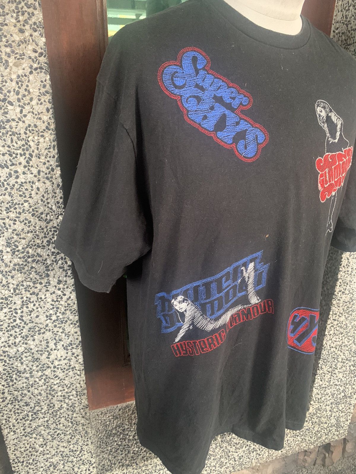 Hysteric Glamour × Japanese Brand Hysteric Glamour Japanese Brand Embroidery Logo T shirt Size US XL / EU 56 / 4 - 4 Thumbnail