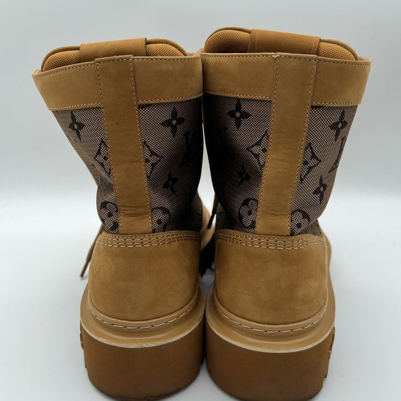 Louis Vuitton Louis Vuitton Ranger Leather Lace-Up Short Boots 0079 Size US 7.5 / EU 40-41 - 1 Thumbnail