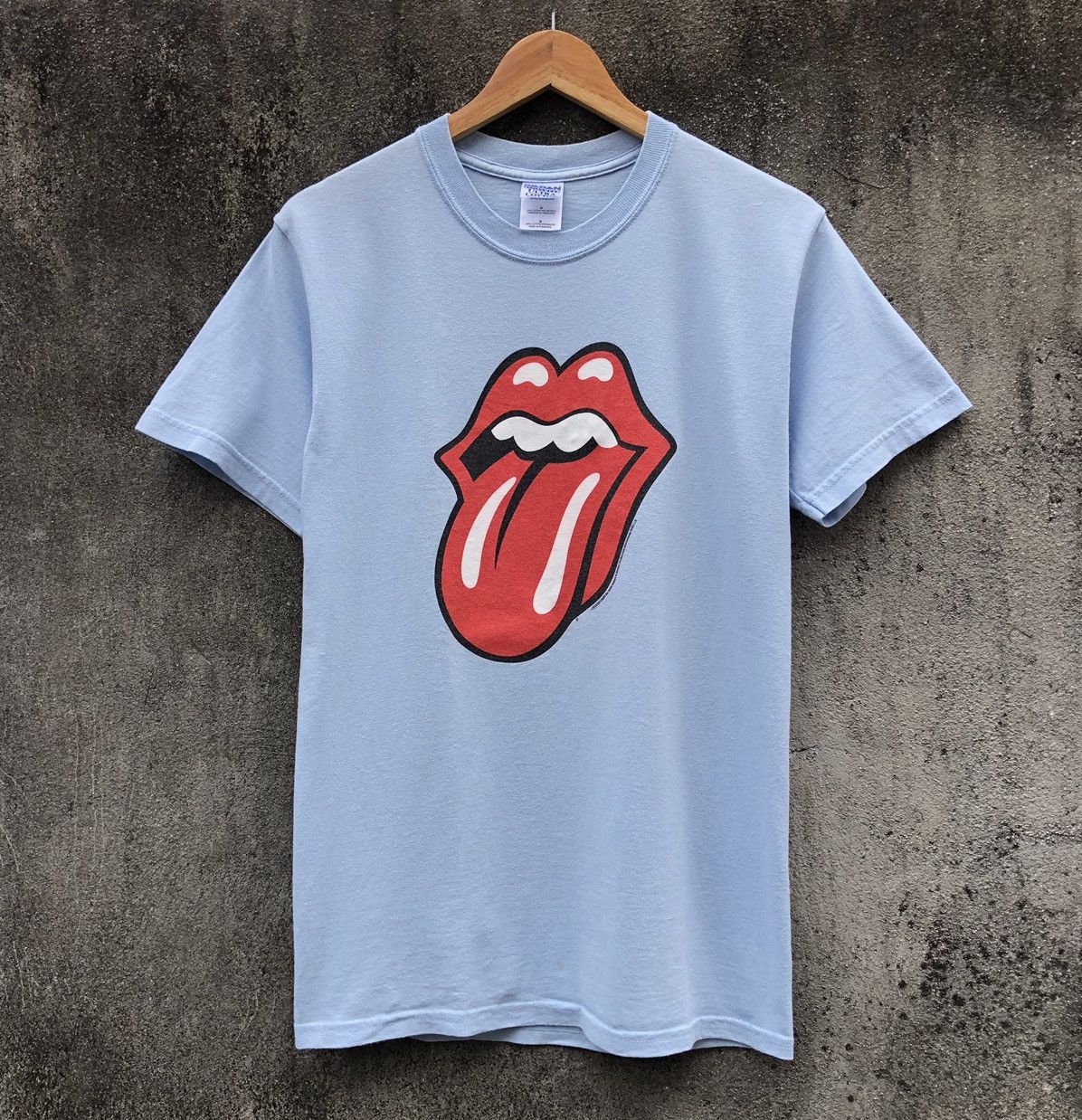 Band Tees Vintage Y2K 2005 Rolling Stone T-Shirt Size US S / EU 44-46 / 1 - 1 Thumbnail
